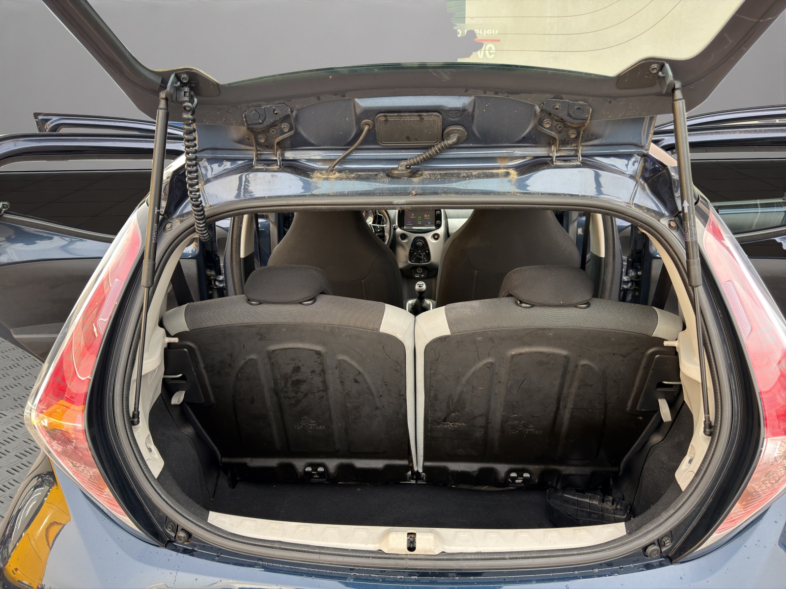 TOYOTA Aygo 1.0 VVT-i x-play-image-18