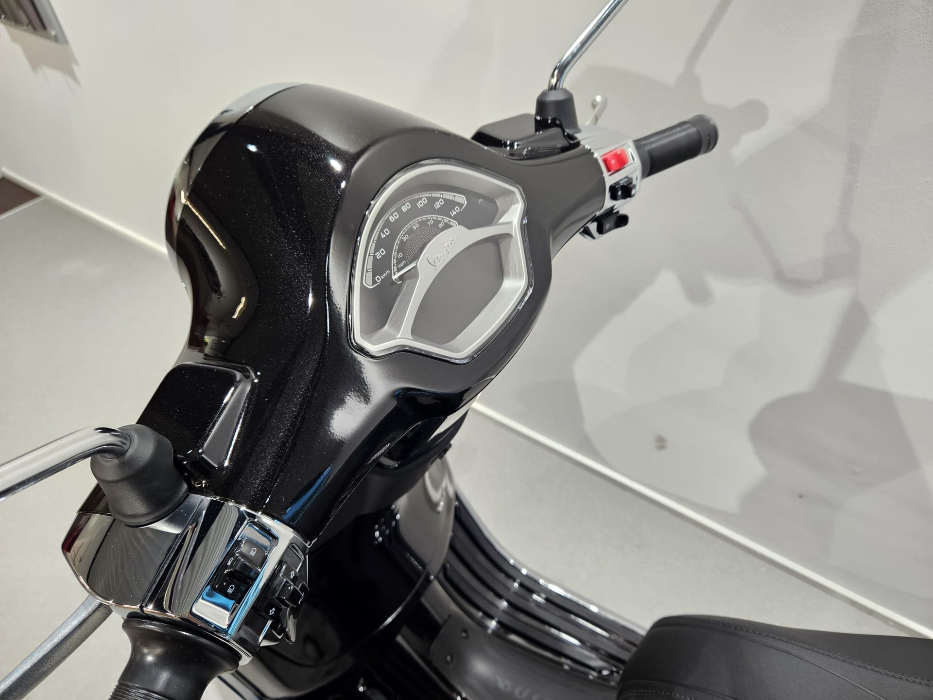PIAGGIO 125 Euro 5+-image-5