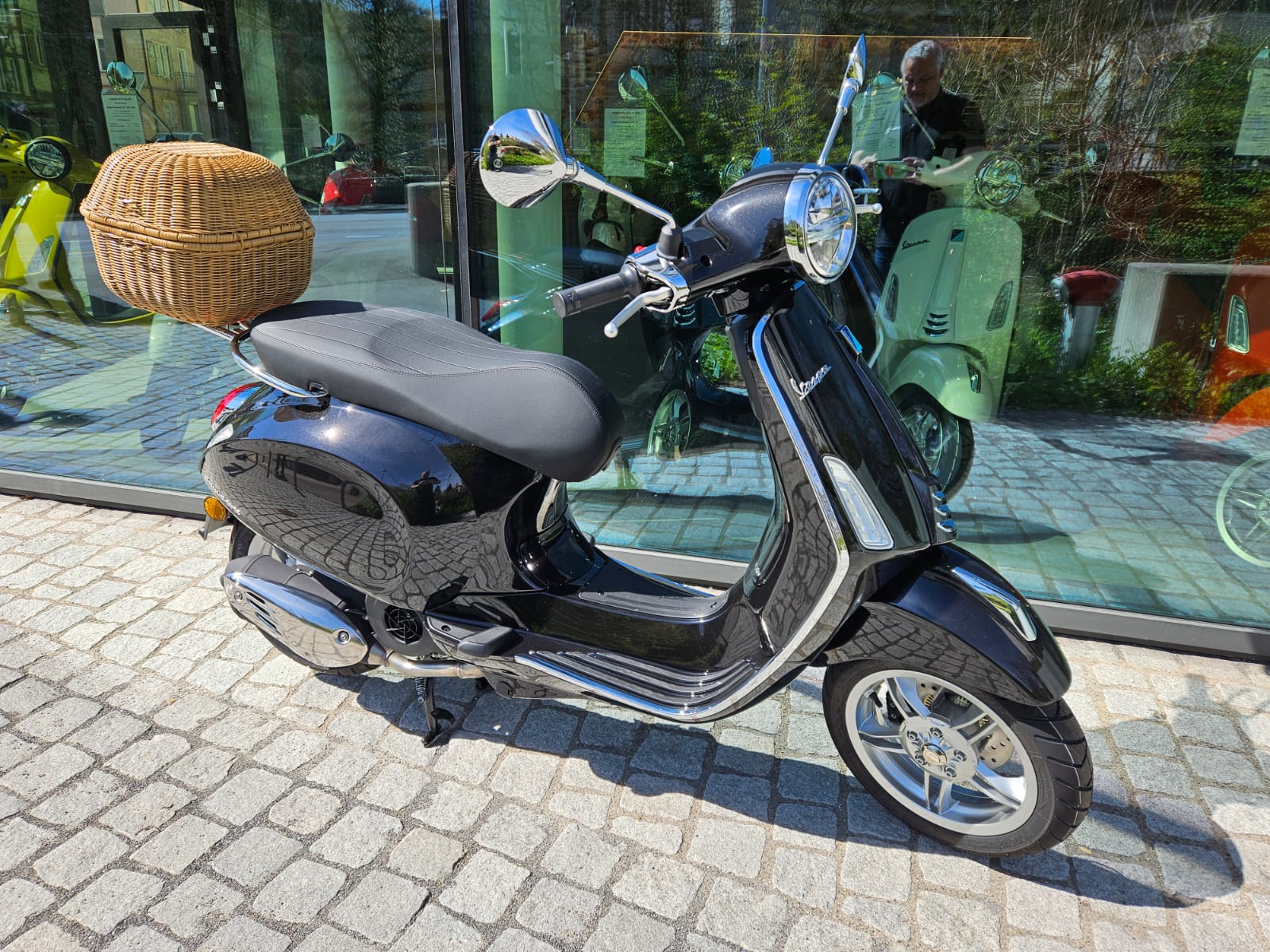 PIAGGIO 125 Euro 5+-image-1