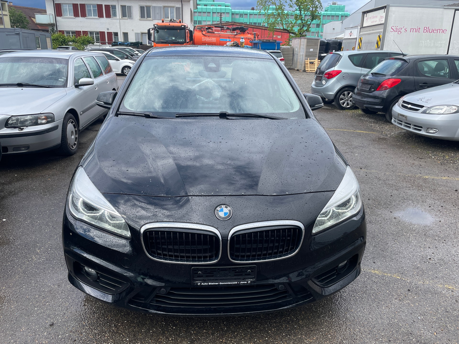 BMW 218i Active Tourer Steptronic-image-1