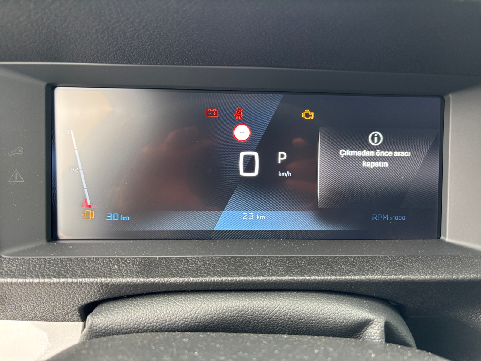 PEUGEOT Expert 2.2 BlueHDi 150 S&S Standard EAT8-image-8
