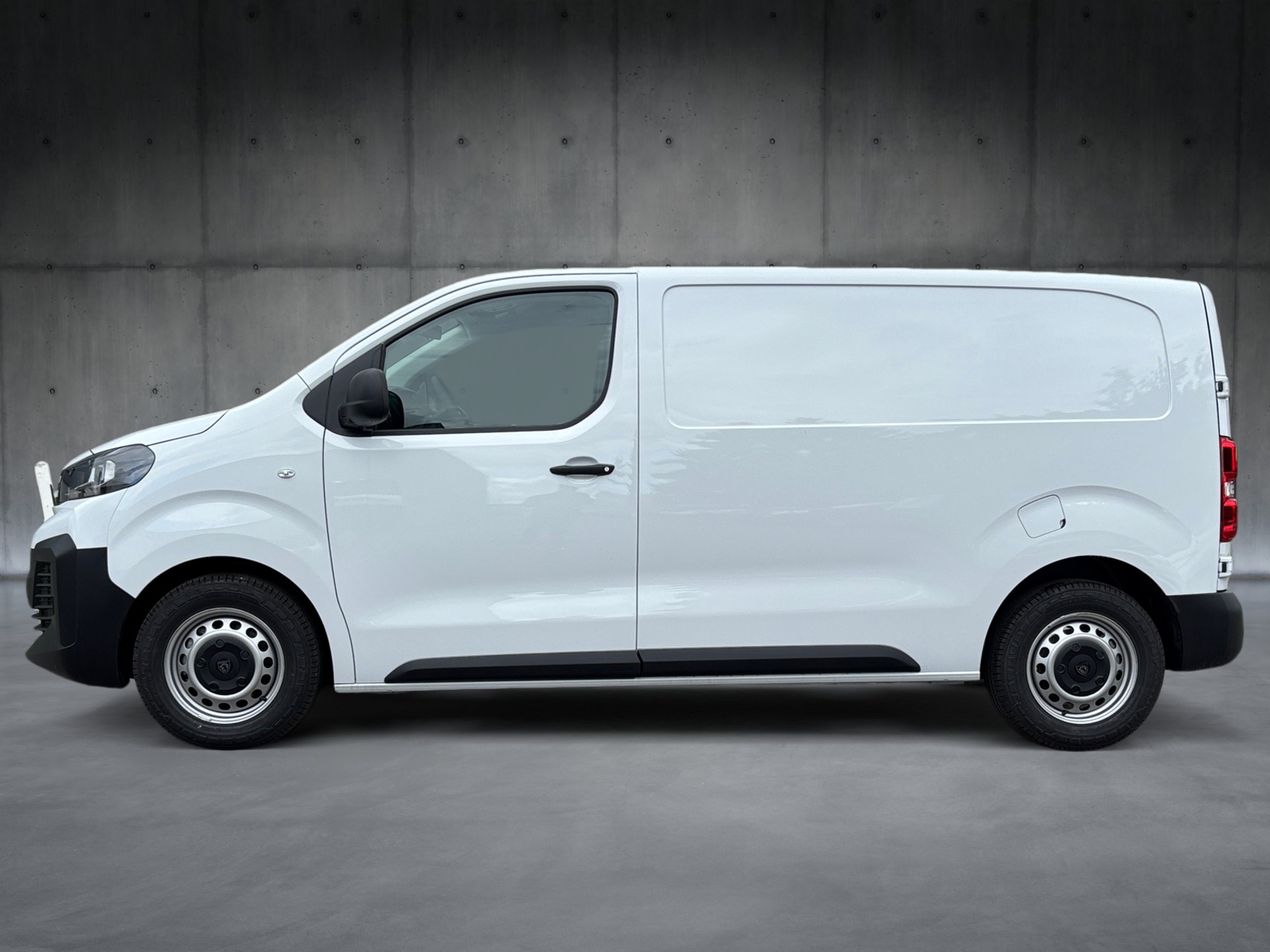 PEUGEOT Expert 2.2 BlueHDi 150 S&S Standard EAT8-showroom-element-1