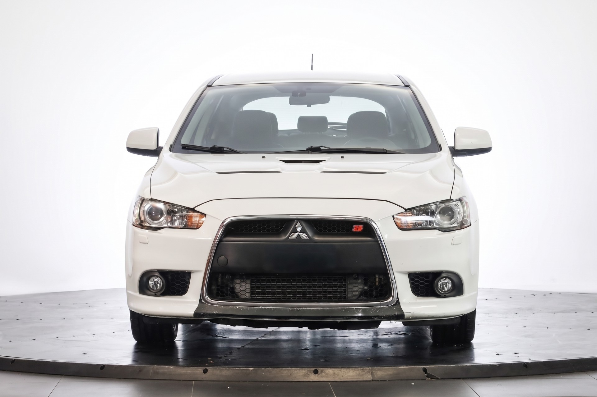 MITSUBISHI Lancer Sportback 2.0 Ralliart GS 4WD TC-SST-showroom-element-1