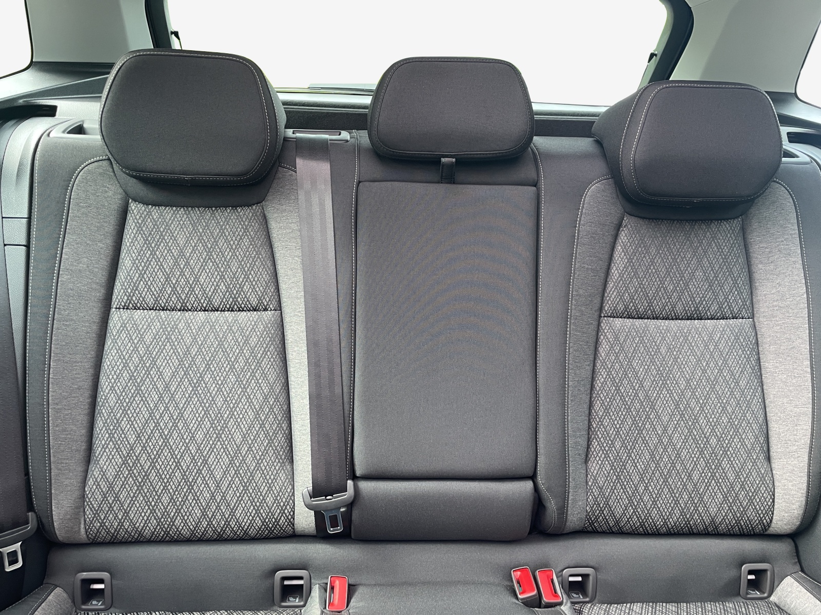 SKODA Karoq 2.0 TDI CR Selection 4x4 DSG-image-11