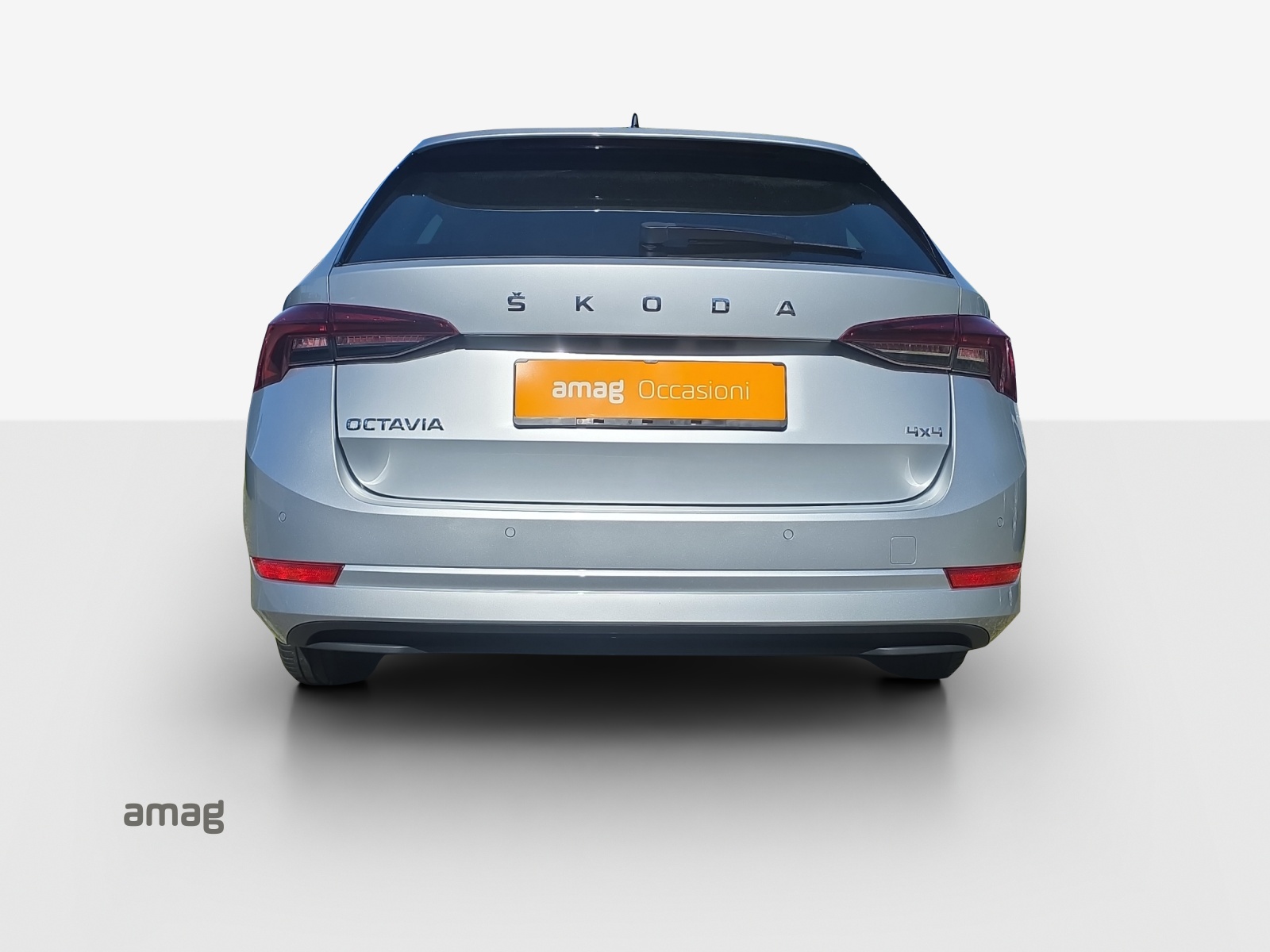 SKODA Octavia Combi 2.0 TSI Ambition DSG 4x4-showroom-element-3