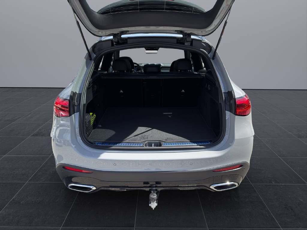 MERCEDES-BENZ GLC 220 d AMG Line 4matic-image-15