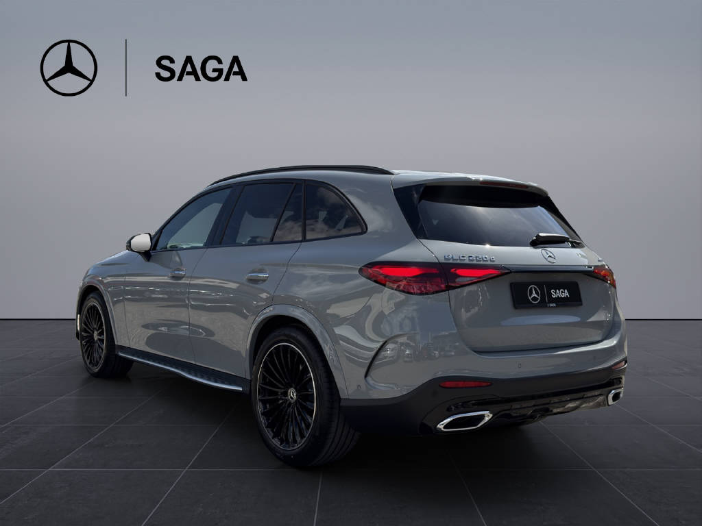 MERCEDES-BENZ GLC 220 d AMG Line 4matic-showroom-element-3
