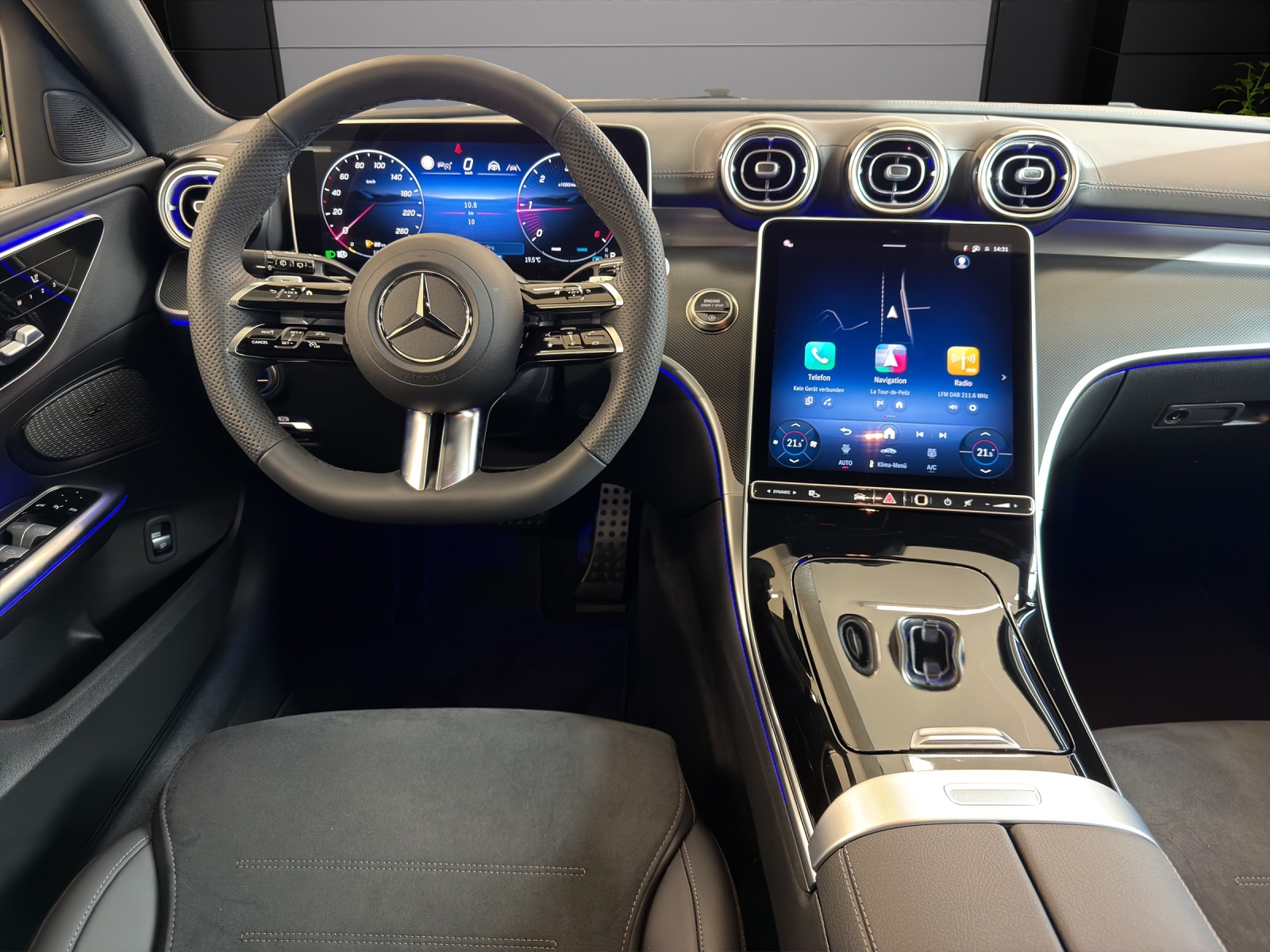 MERCEDES-BENZ C 220 d T 4 Matic Swiss Star-image-11
