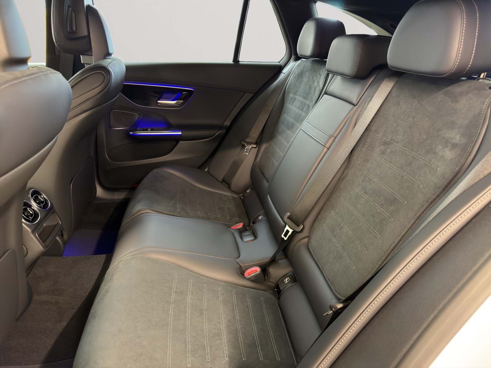 MERCEDES-BENZ C 220 d T 4 Matic Swiss Star-image-8