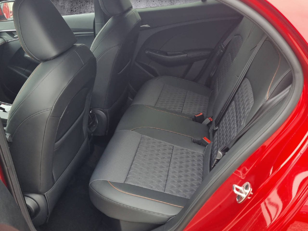 MG 3 1.5 Hybrid Luxury-image-7