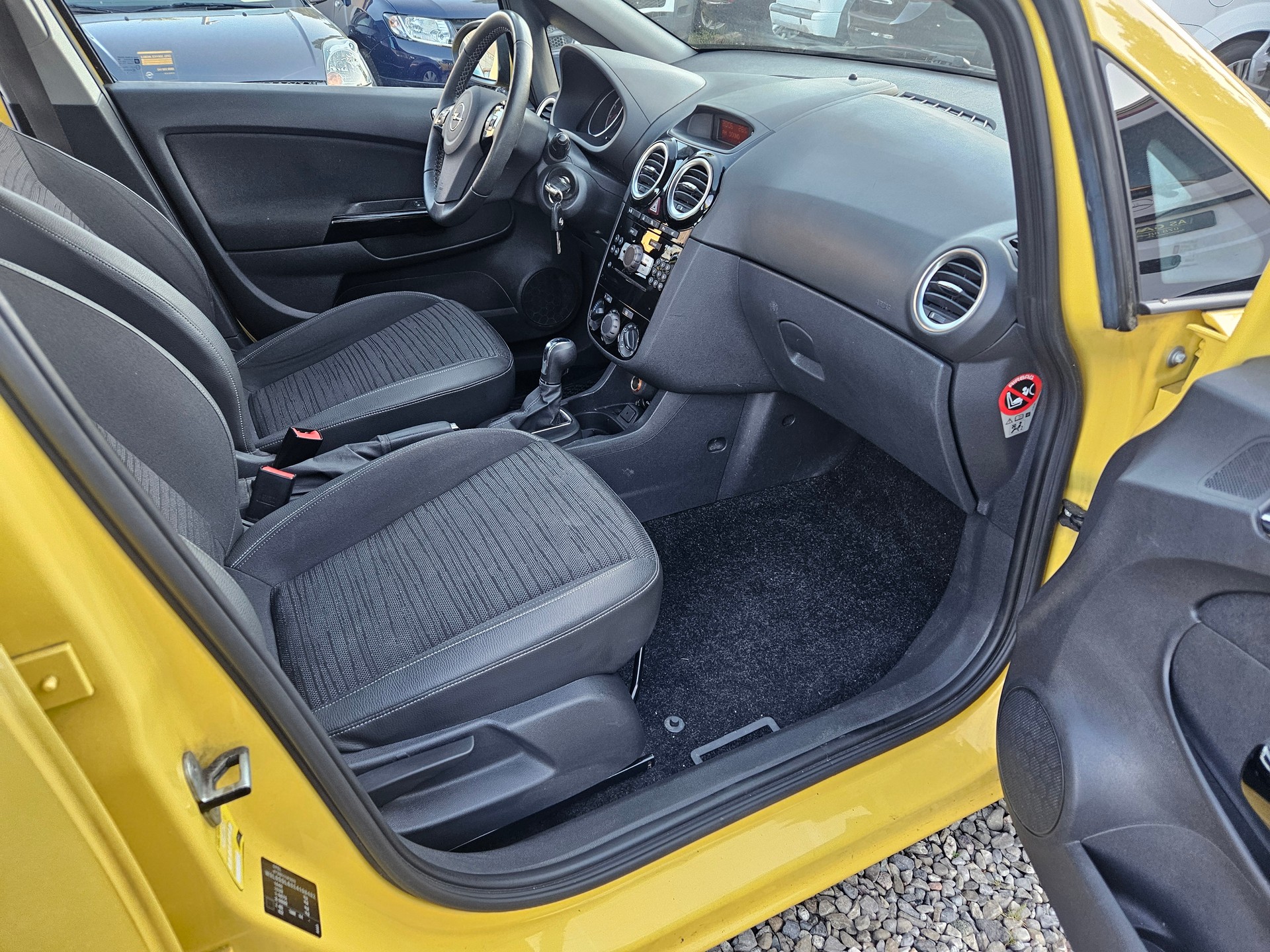 OPEL Corsa 1.4 TP Energy Automatic-image-9
