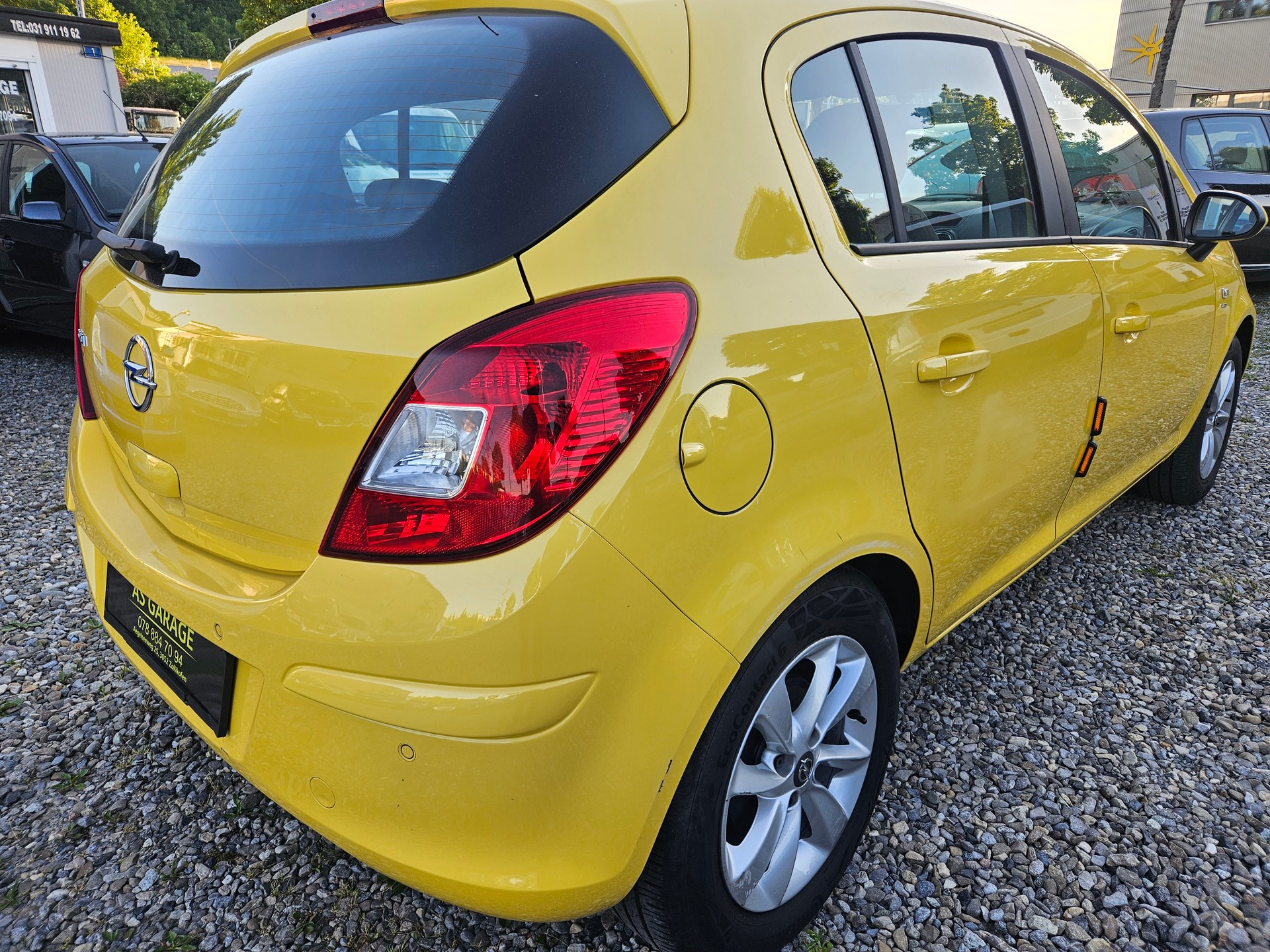 OPEL Corsa 1.4 TP Energy Automatic-image-3