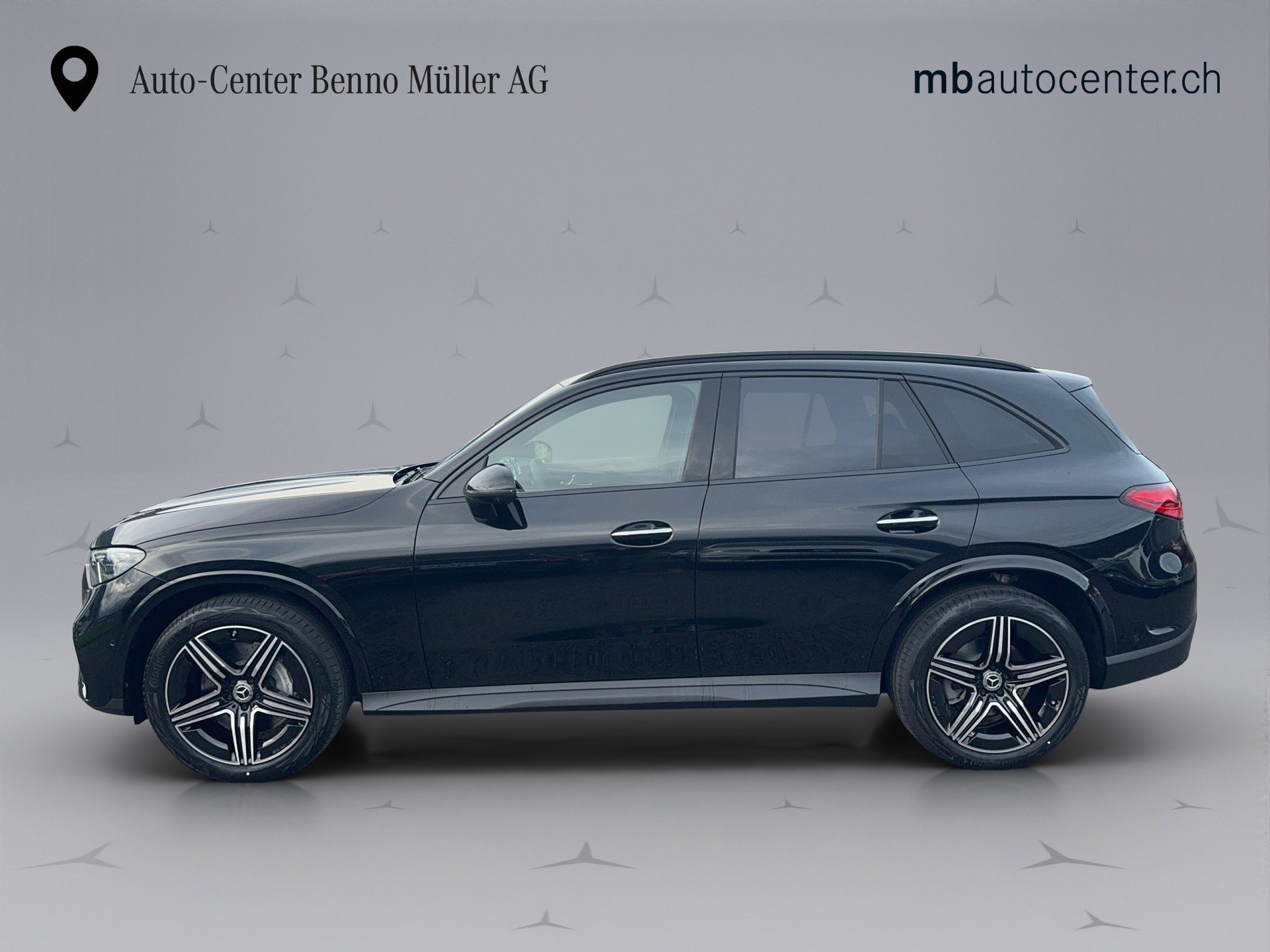MERCEDES-BENZ GLC 200 AMG Line 4matic-showroom-element-1