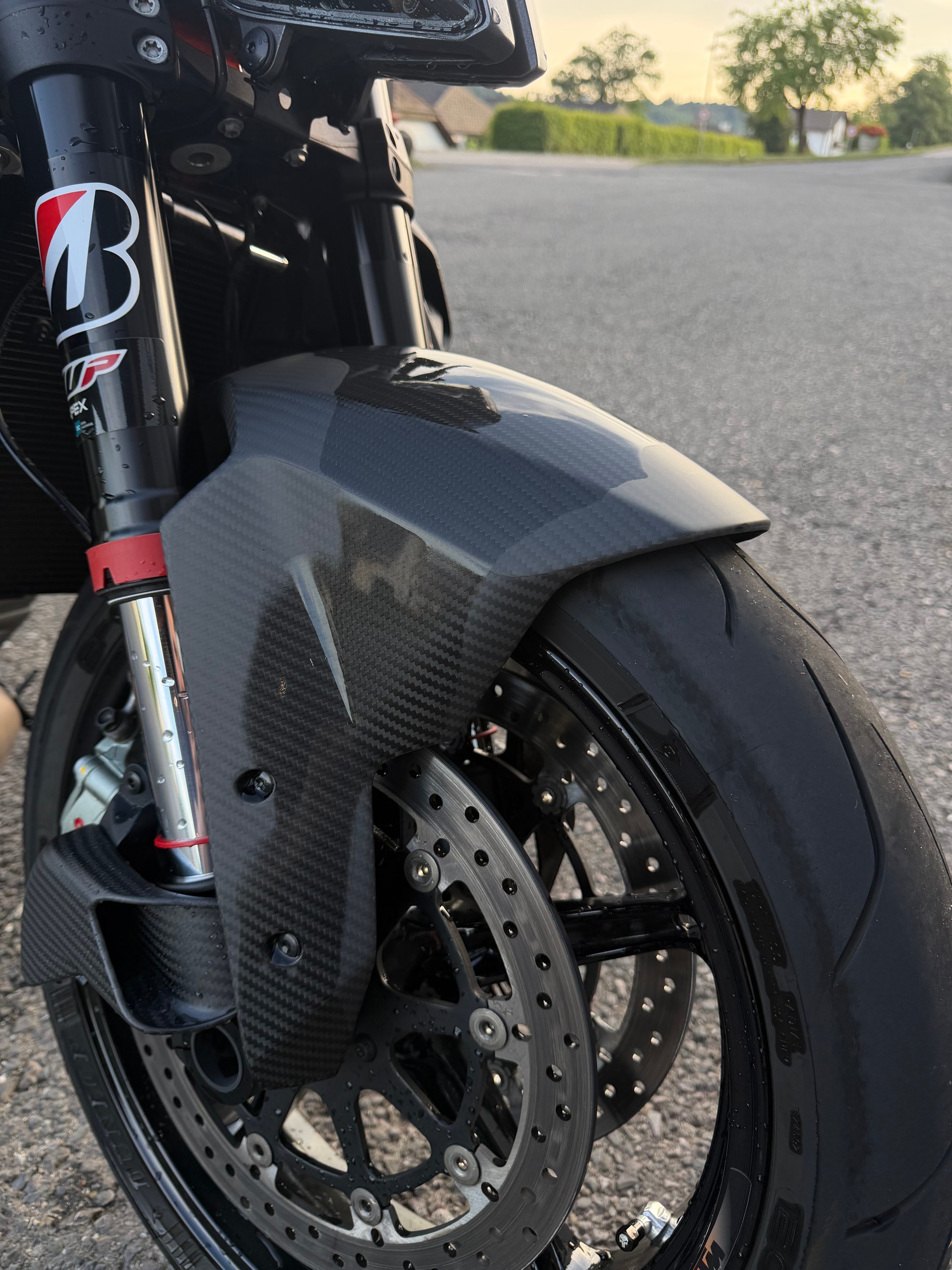 KTM 1290 Super Duke R-image-10
