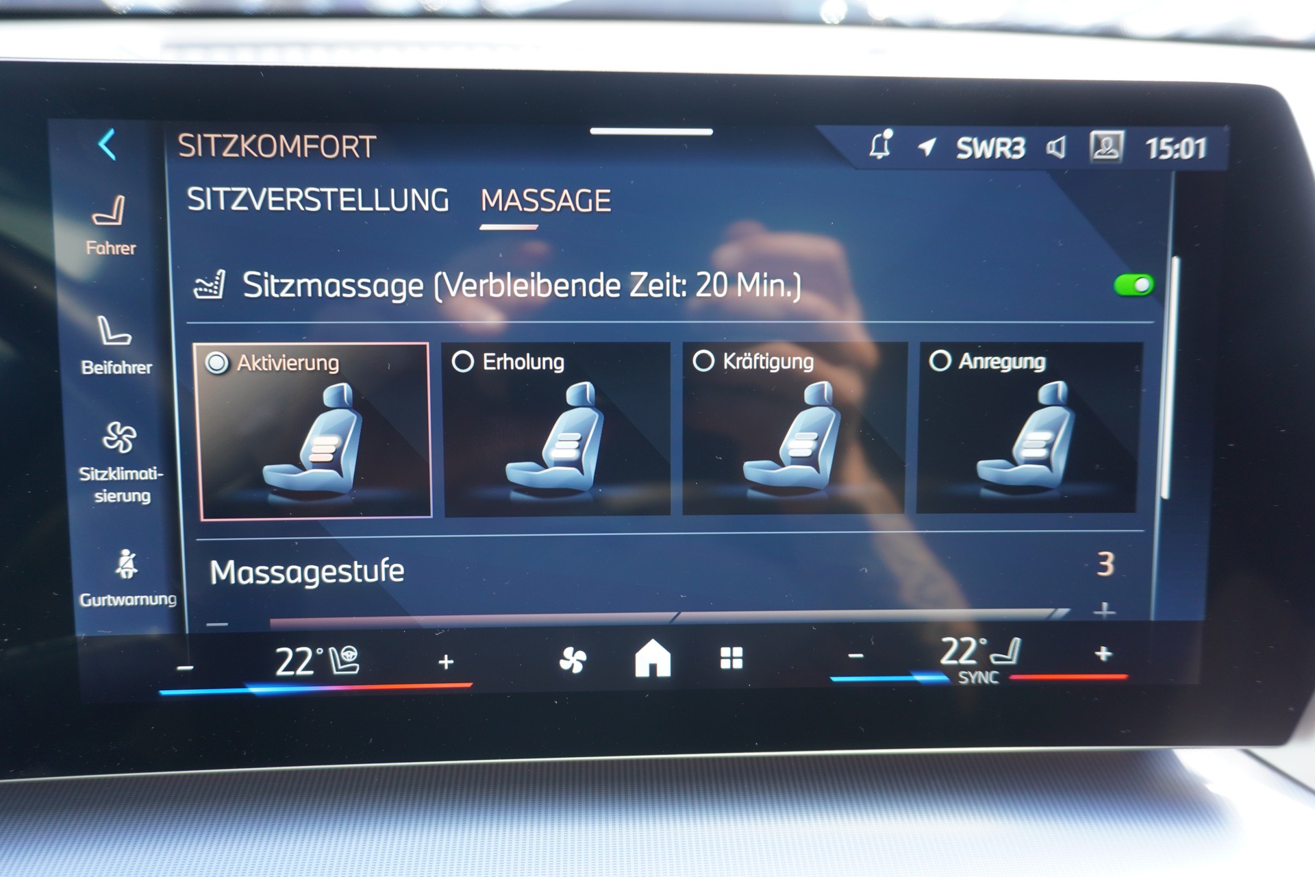 BMW iX1 xDrive 30 xLine-image-31