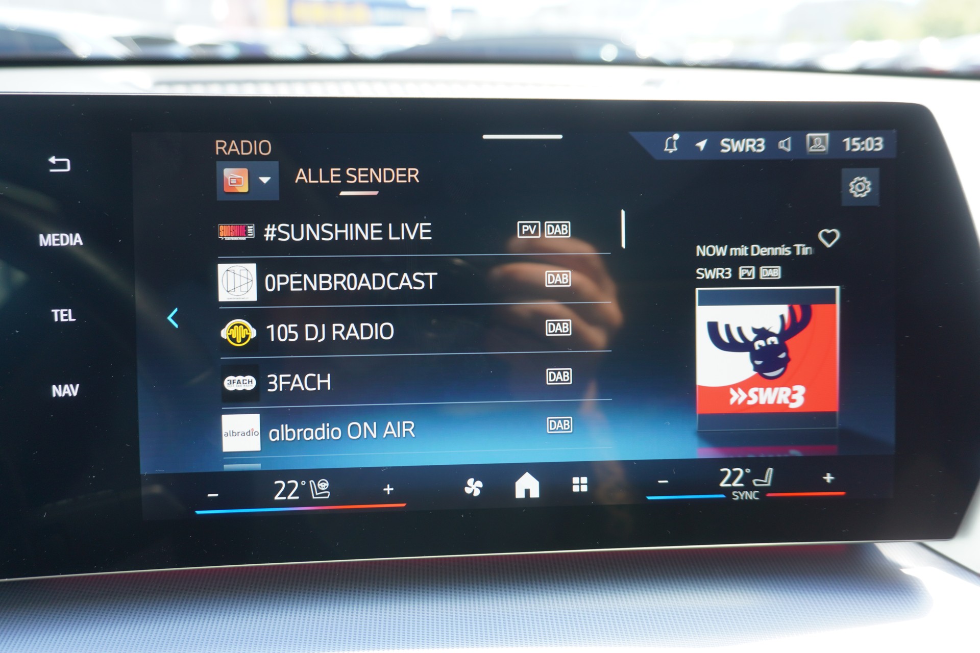 BMW iX1 xDrive 30 xLine-image-35
