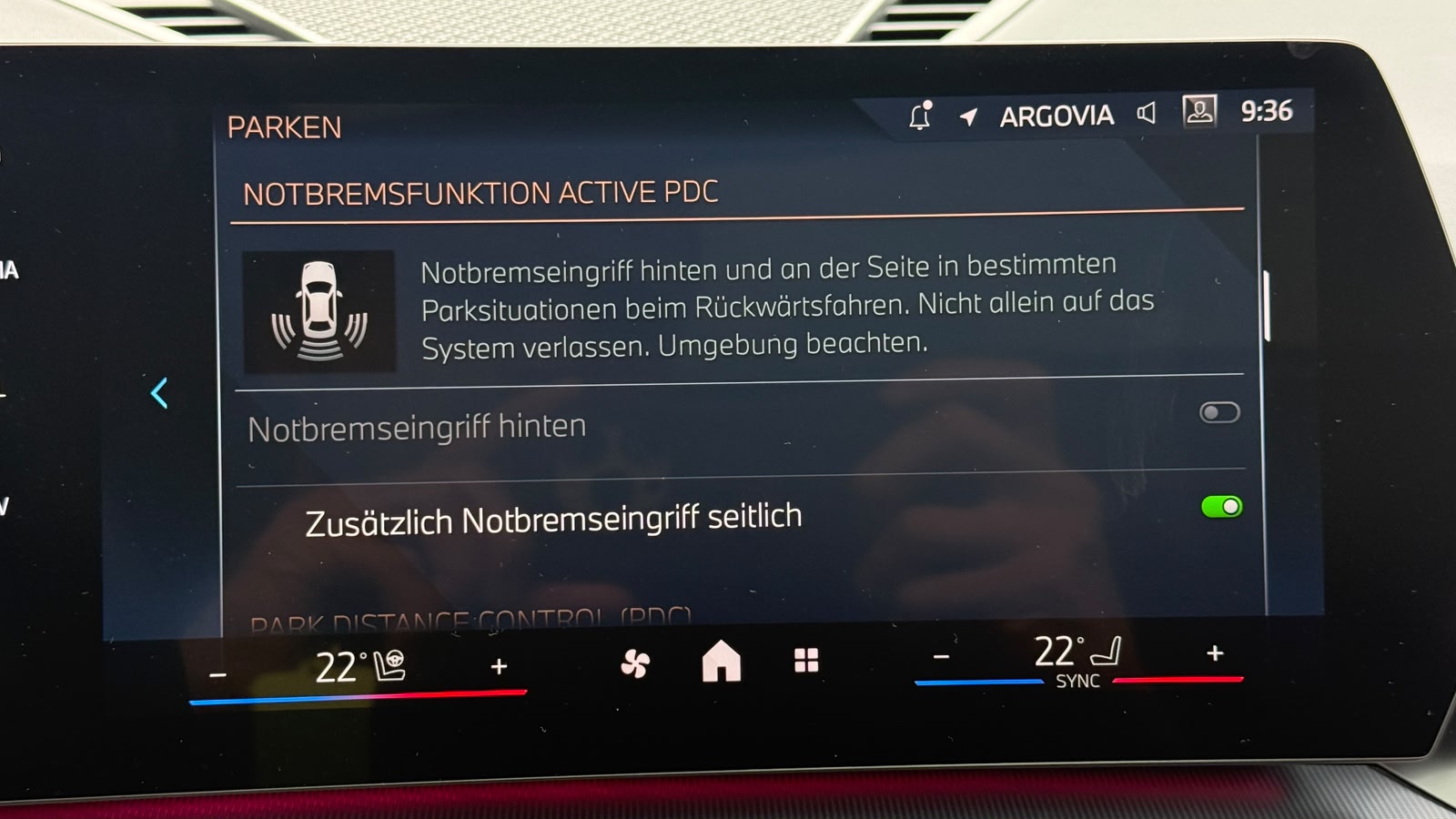 BMW iX1 xDrive 30 xLine-image-42