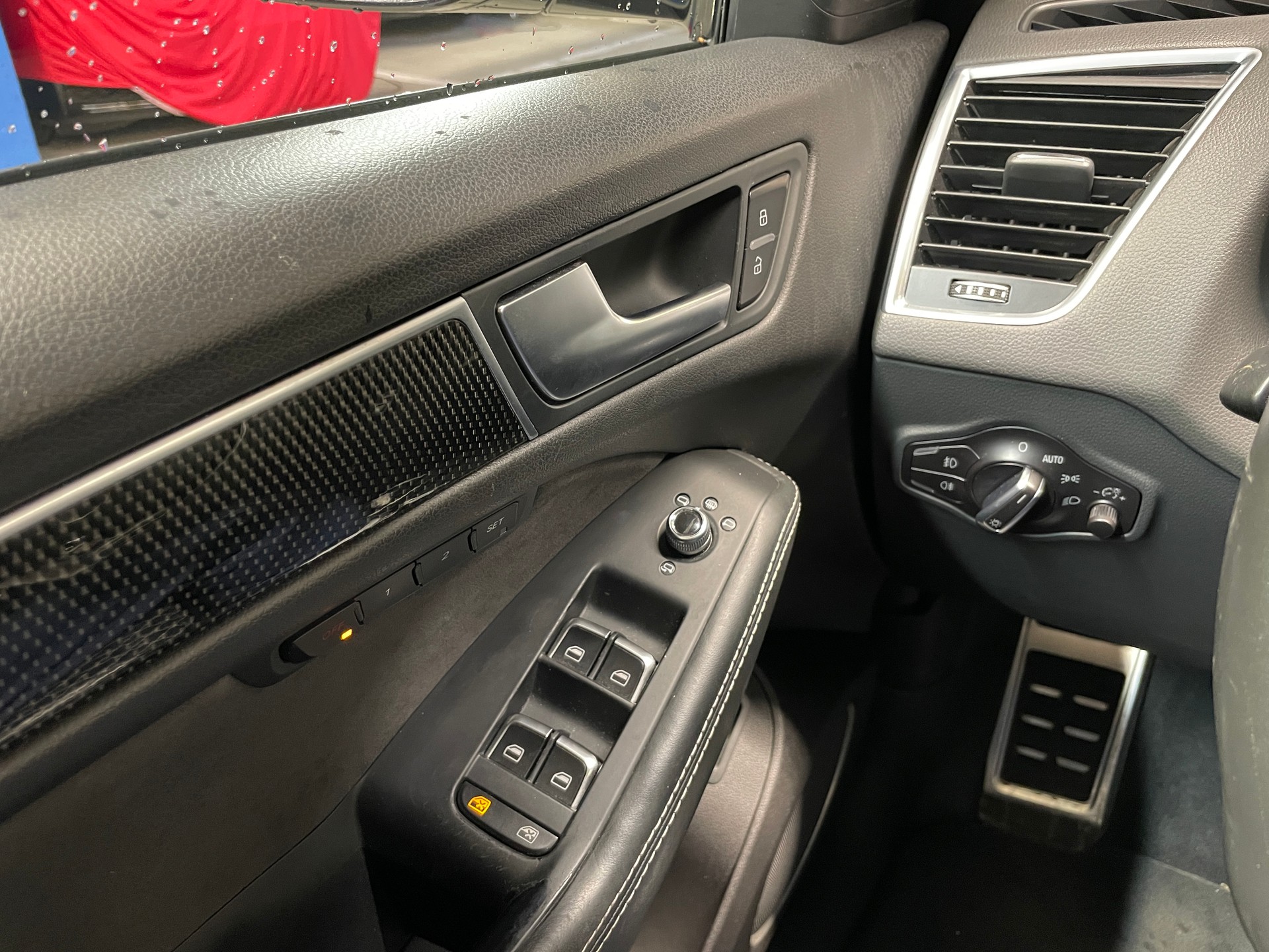 AUDI SQ5 3.0 TDI plus quattro tiptronic-image-25