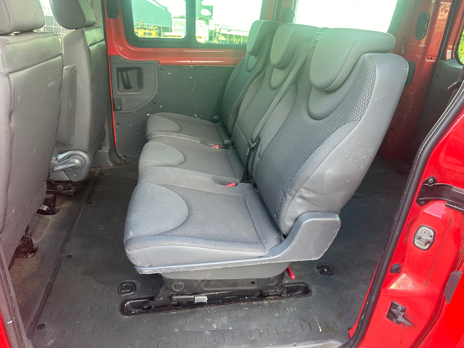 CITROEN Jumpy 1.6 HDi L1H1-image-10