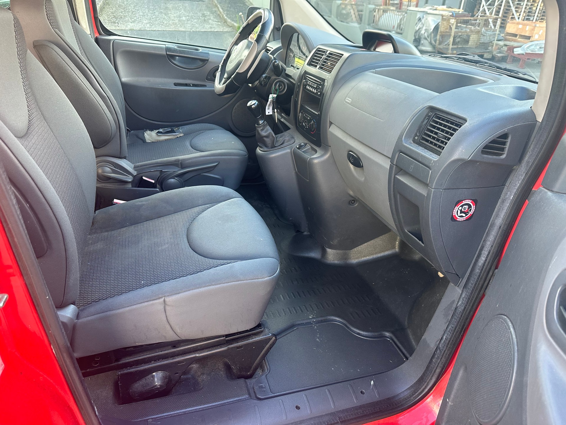 CITROEN Jumpy 1.6 HDi L1H1-image-8