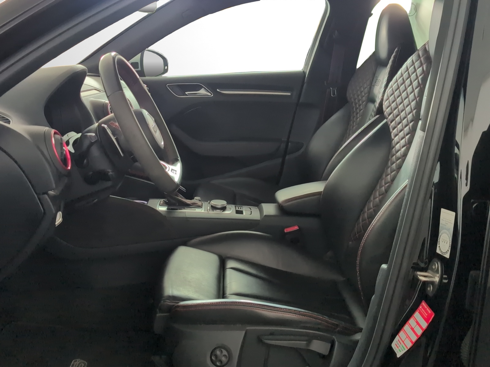 AUDI RS3 Sportback 2.5 TSI quattro S-tronic-image-5