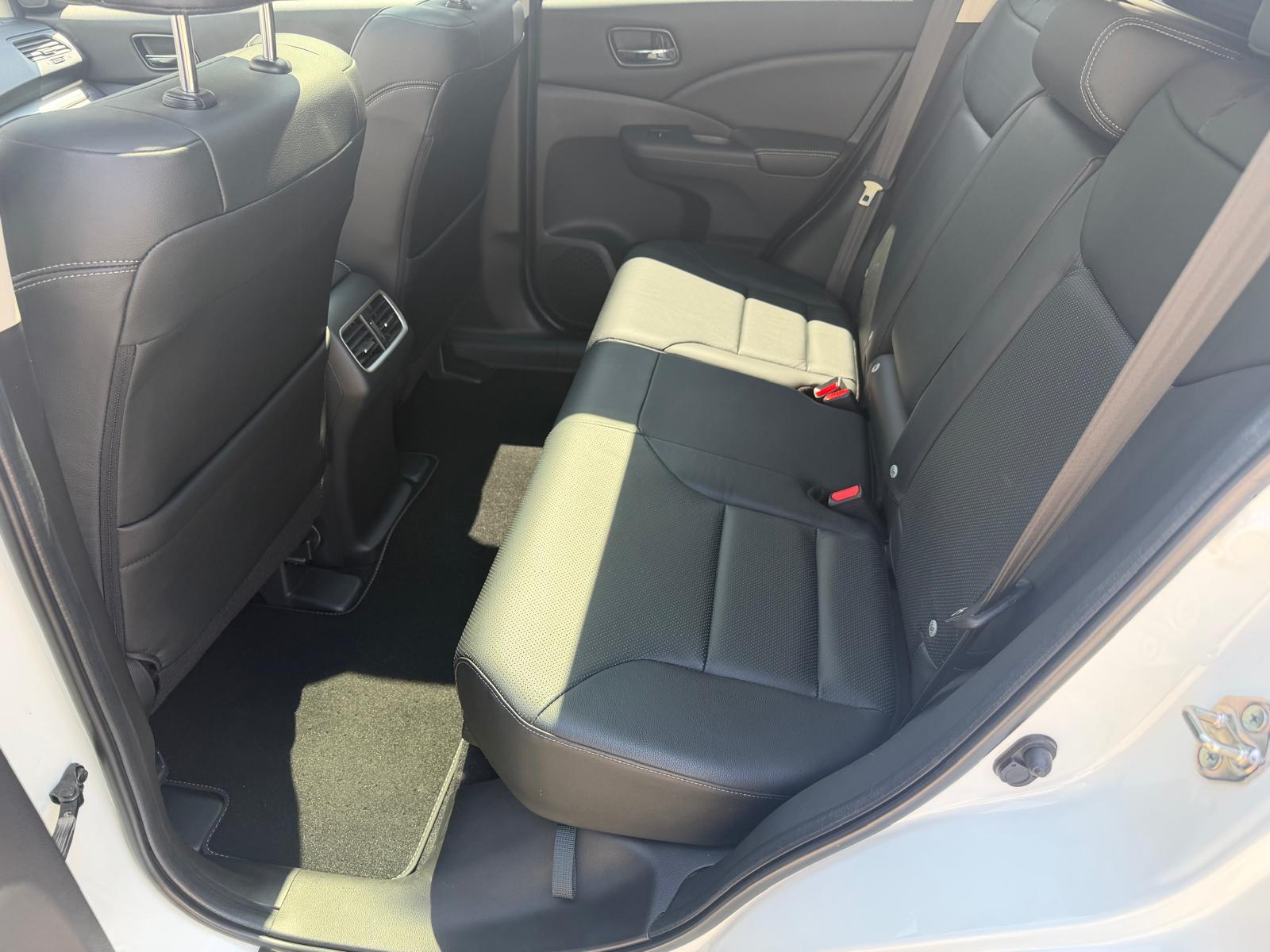 HONDA CR-V 1.6 i-DTEC Executive 4WD Automatic-image-11