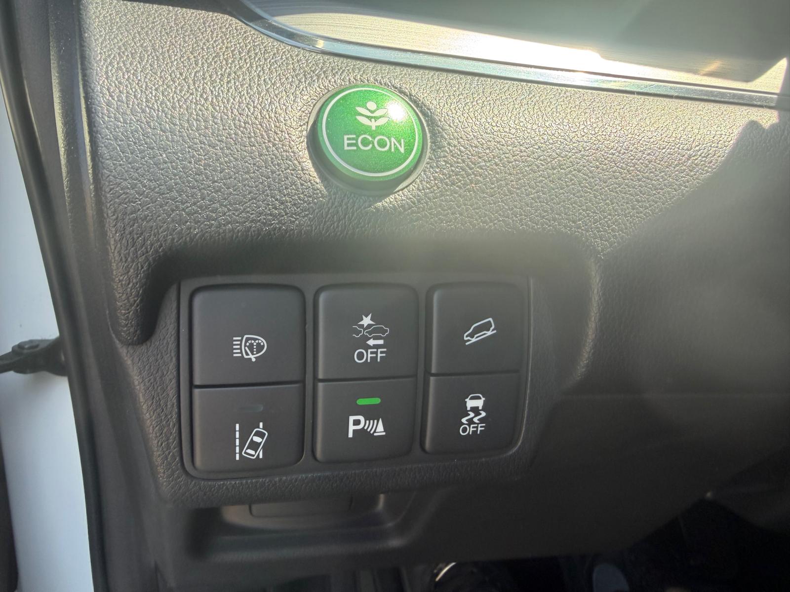 HONDA CR-V 1.6 i-DTEC Executive 4WD Automatic-image-10