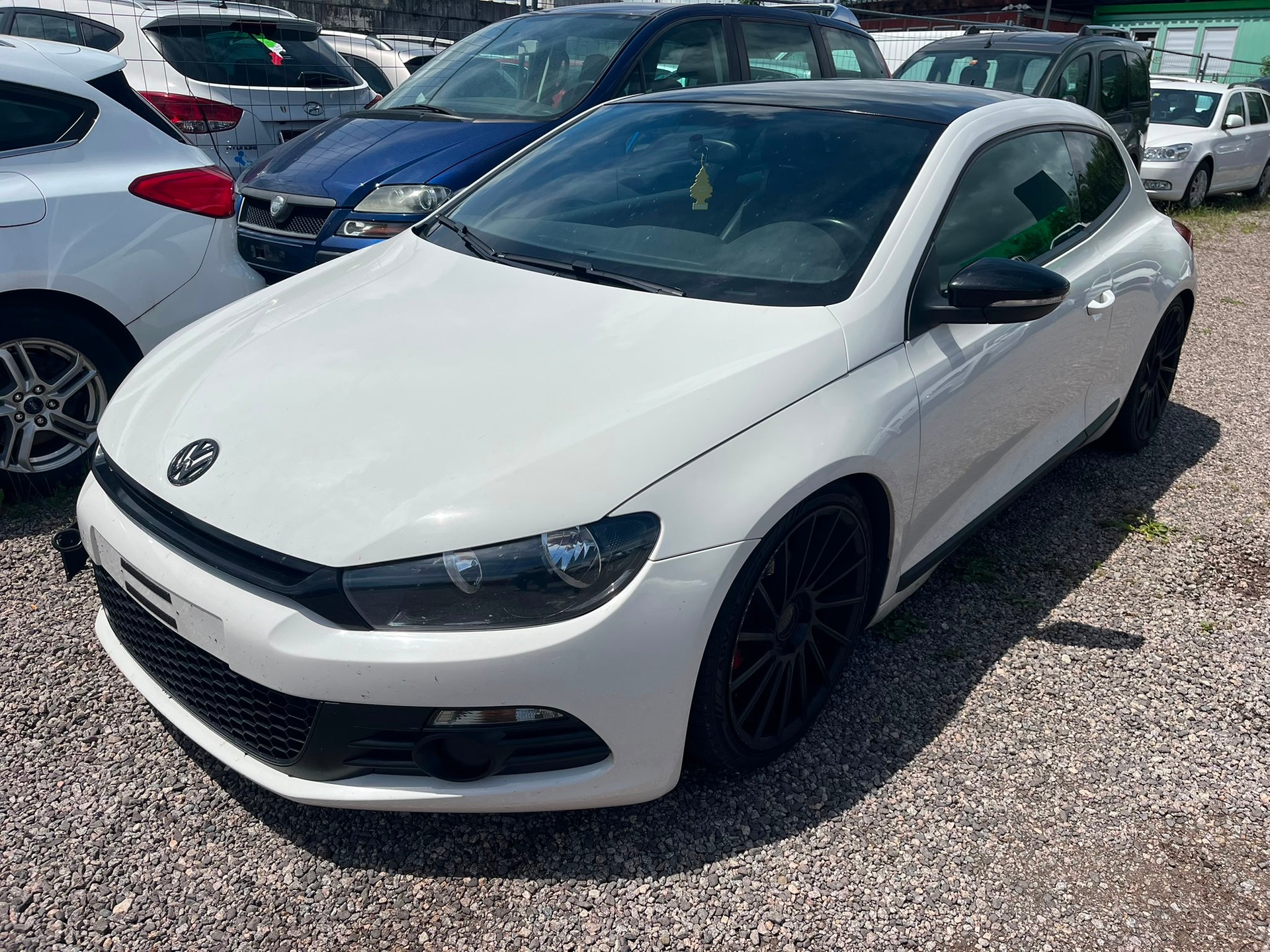 VW Scirocco 1.4 TSI BlueMotion Technology-image-1