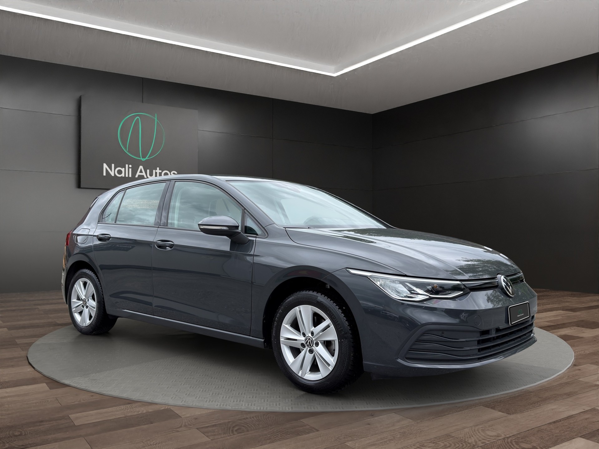 VW Golf 1.0 eTSI mHEV ACTLife DSG-image-2