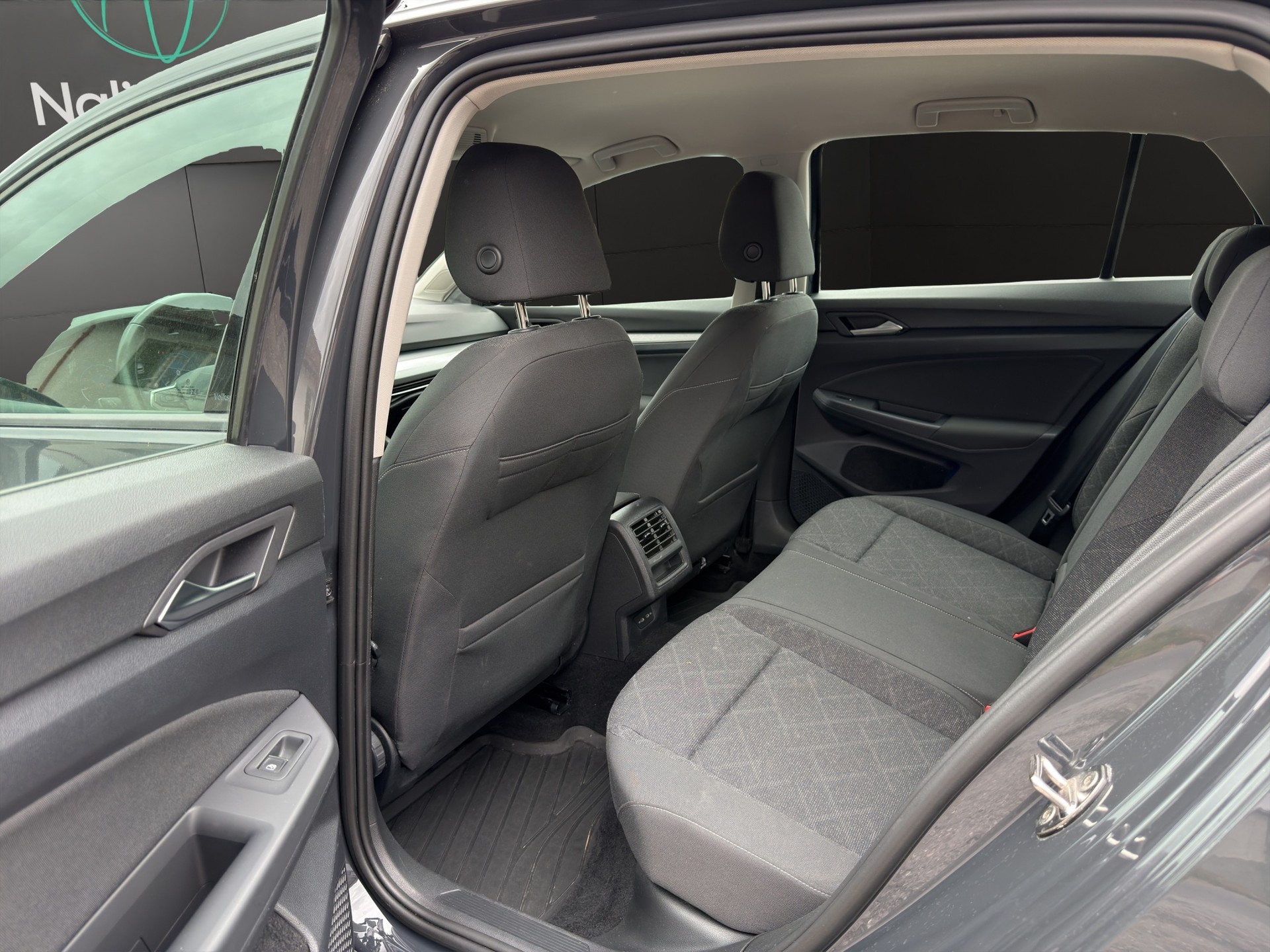 VW Golf 1.0 eTSI mHEV ACTLife DSG-image-14