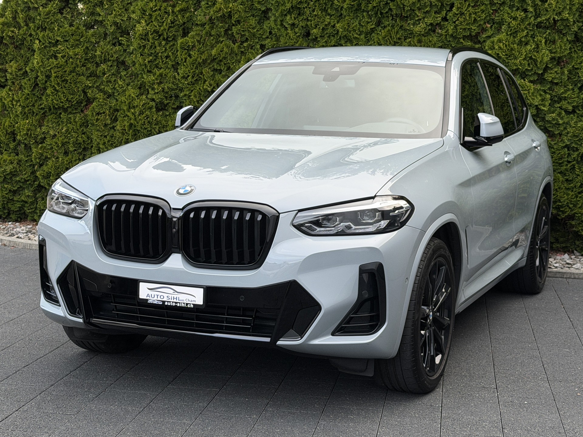 BMW X3 xDrive 48V 20d M Sport / CH-Fahrzeug / Gratis Service / Aus 1.Hand-showroom-element-2
