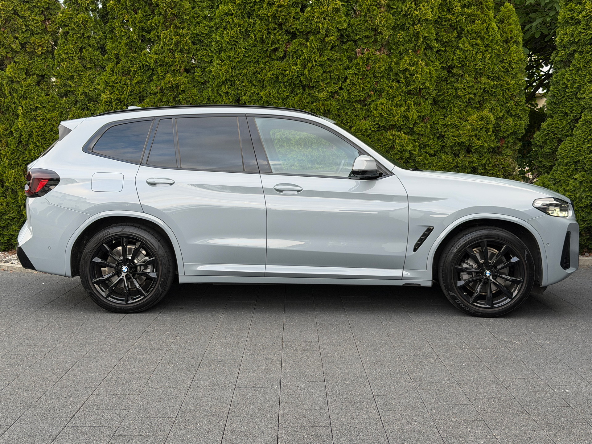 BMW X3 xDrive 48V 20d M Sport / CH-Fahrzeug / Gratis Service / Aus 1.Hand-image-6