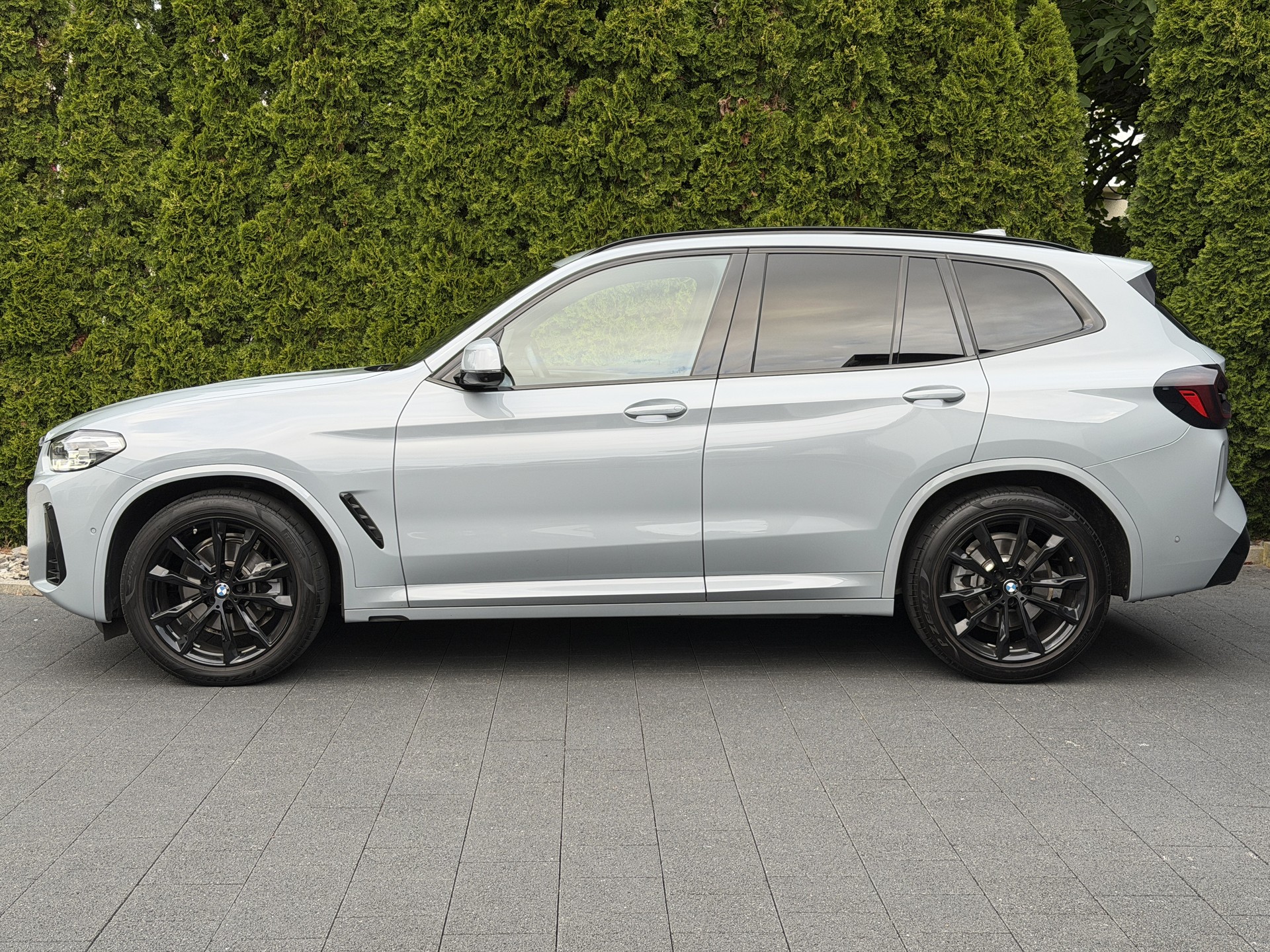BMW X3 xDrive 48V 20d M Sport / CH-Fahrzeug / Gratis Service / Aus 1.Hand-image-7