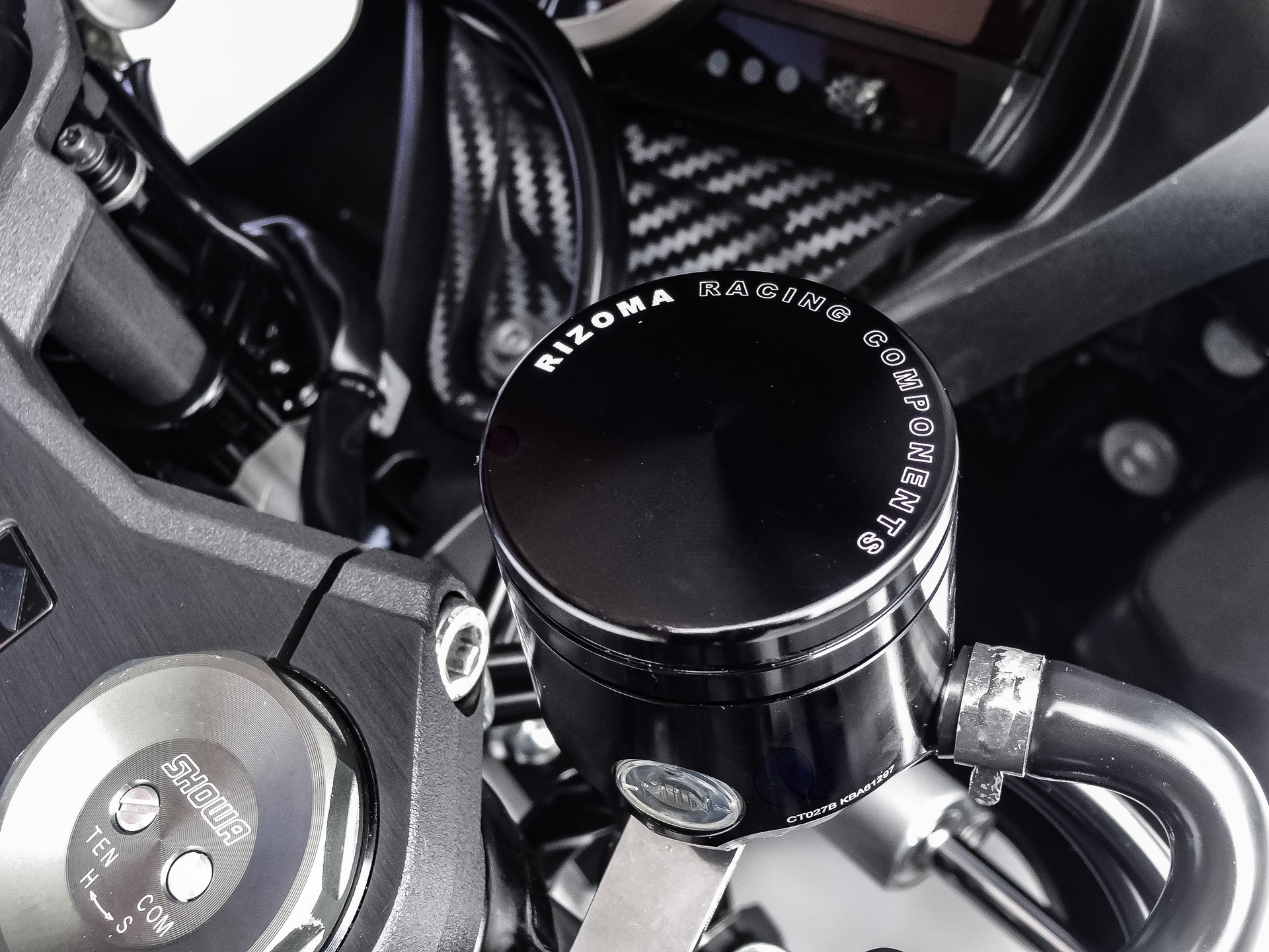 SUZUKI GSX-R 600 L3-image-7