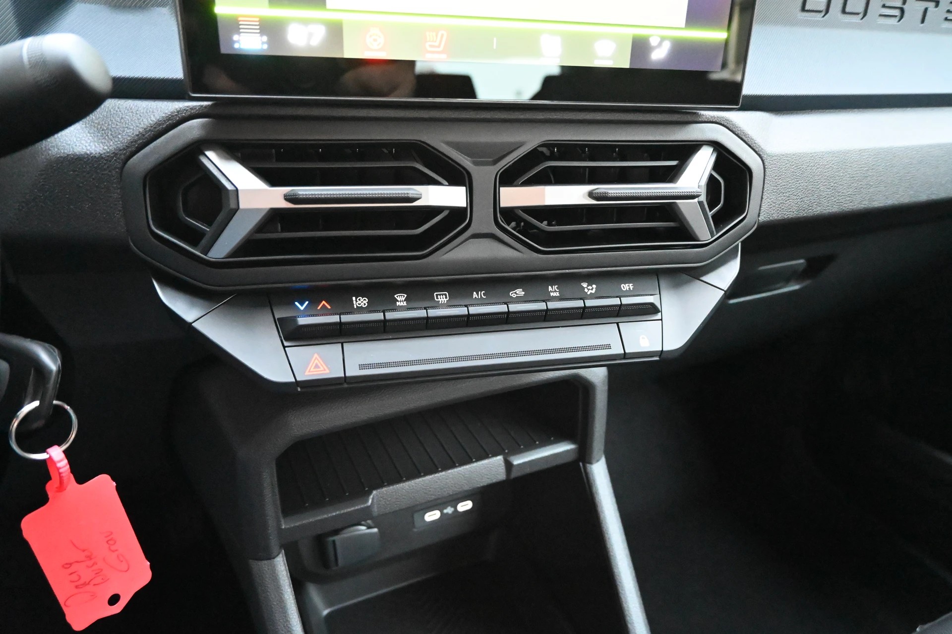 DACIA Duster 1.6 HEV 140PS Expression Automat-image-19