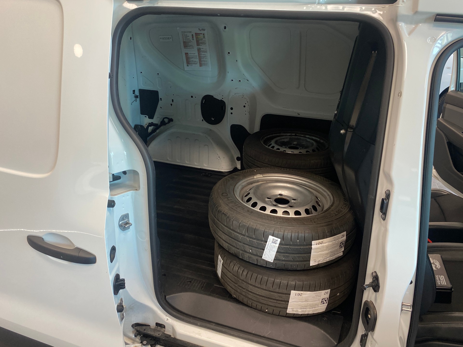 RENAULT Express 1.5 Blue dCi 95 Extra-image-6