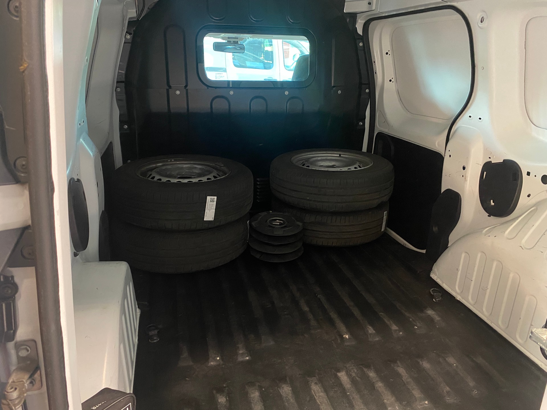 RENAULT Express 1.5 Blue dCi 95 Extra-image-7