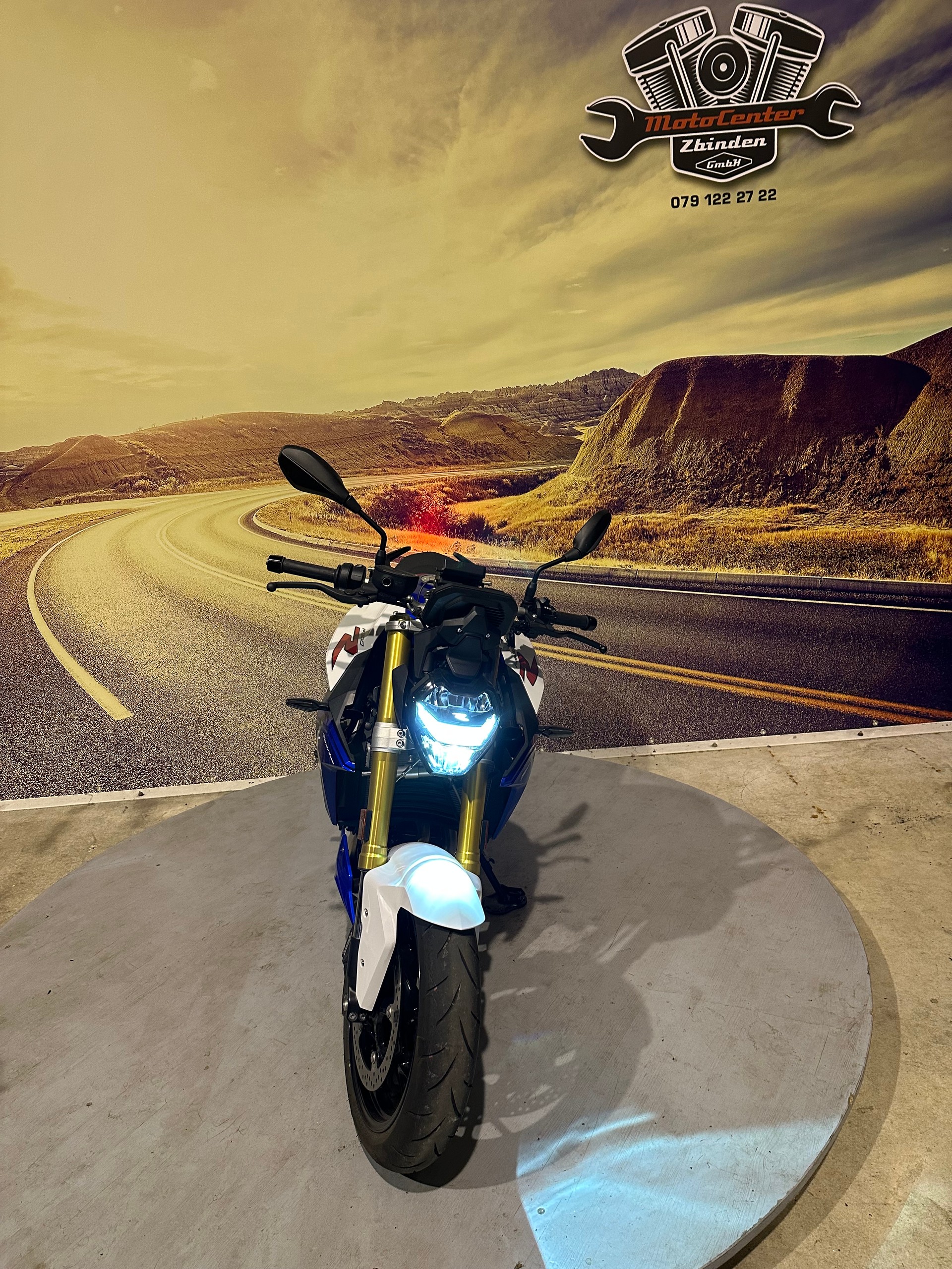BMW F 900 R A2 (35kW) ABS-image-2