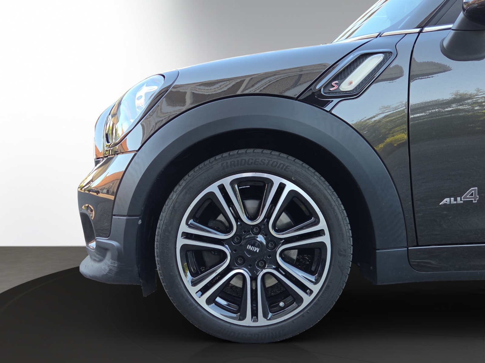 MINI Countryman Cooper S ALL4 Steptronic-showroom-element-3