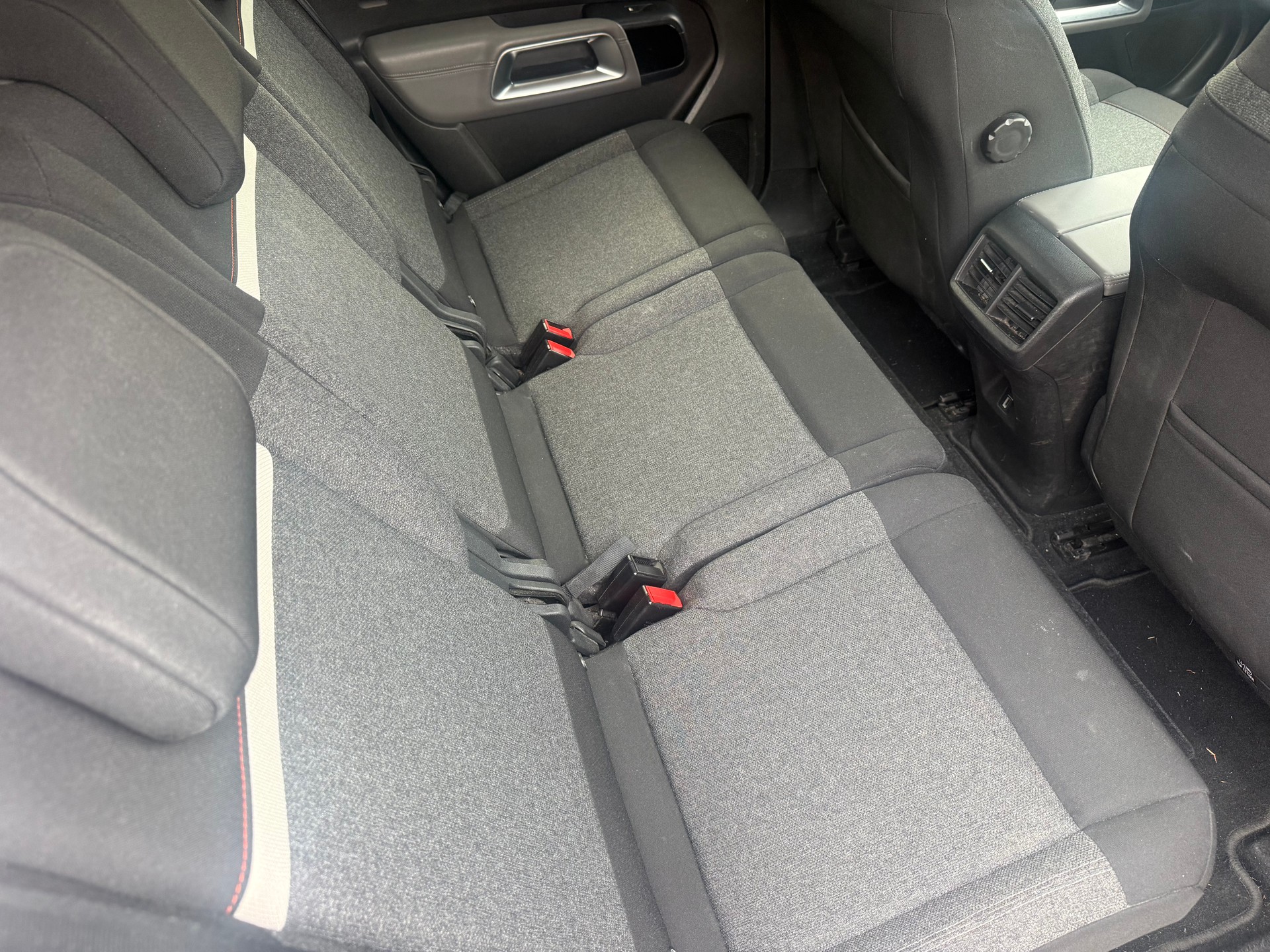 CITROEN C5 Aircross 1.5 BlueHD Feel EAT8-image-8