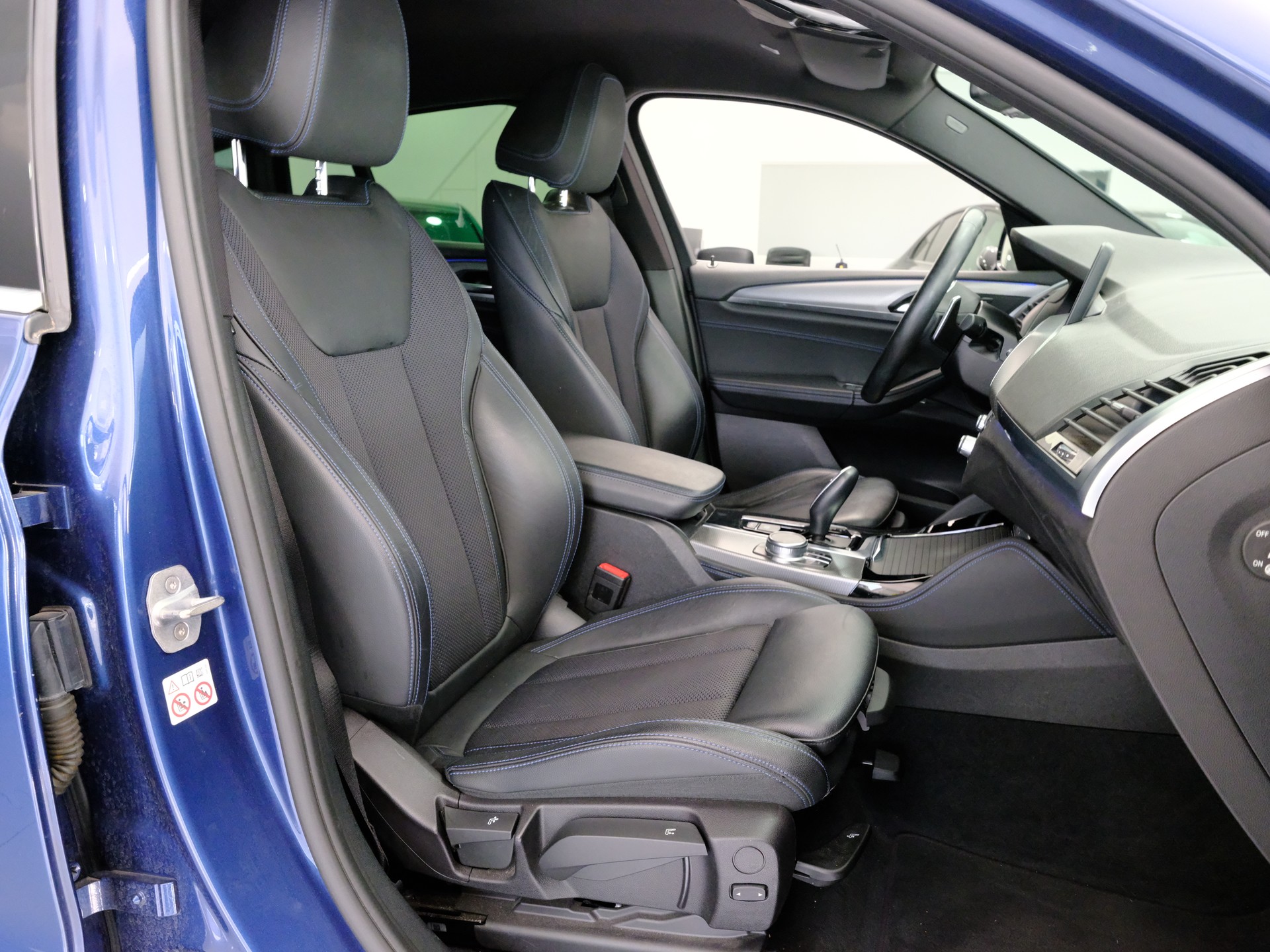 BMW X4 xDrive 20d M Sport Steptronic-image-13