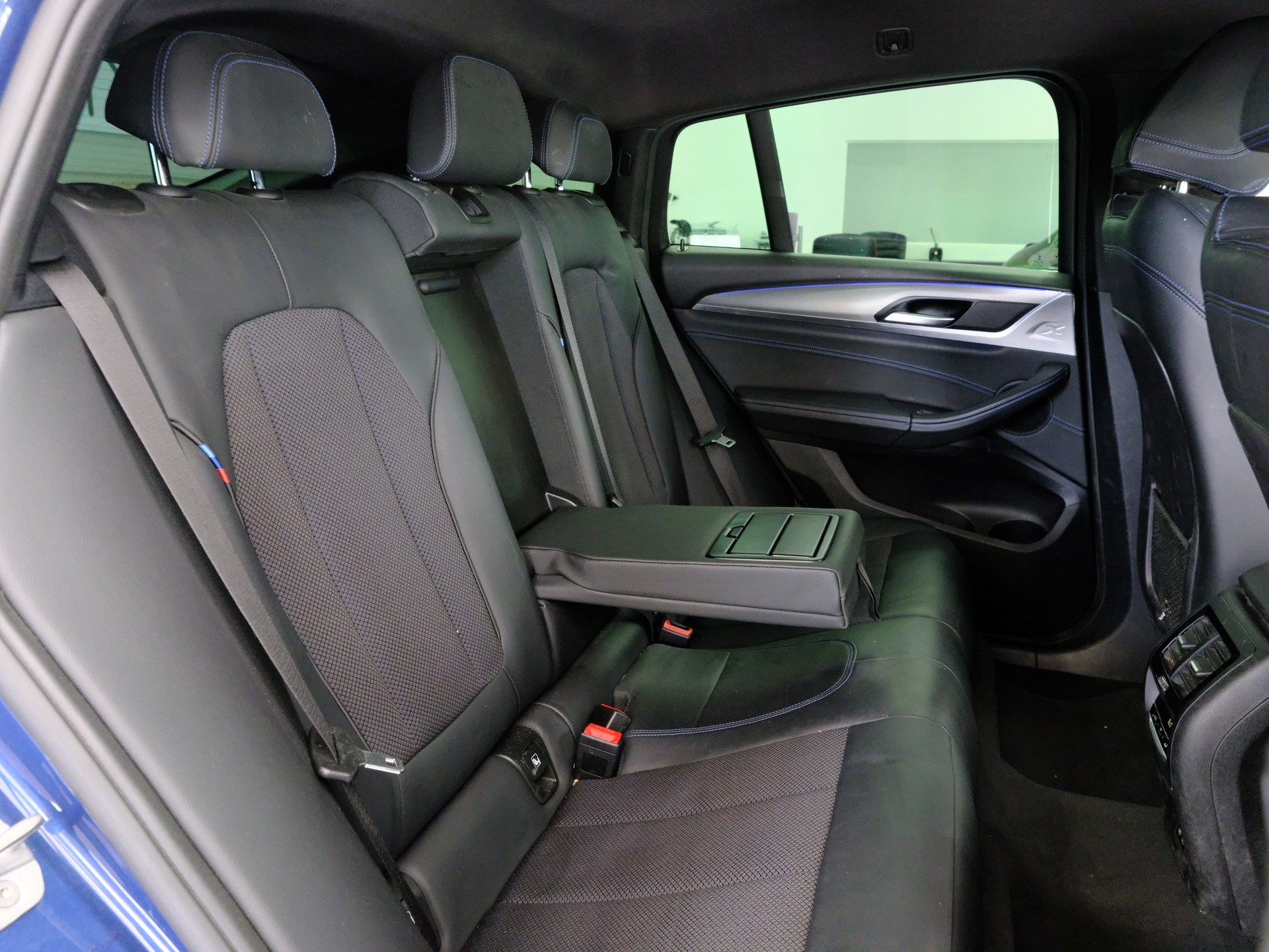 BMW X4 xDrive 20d M Sport Steptronic-image-14