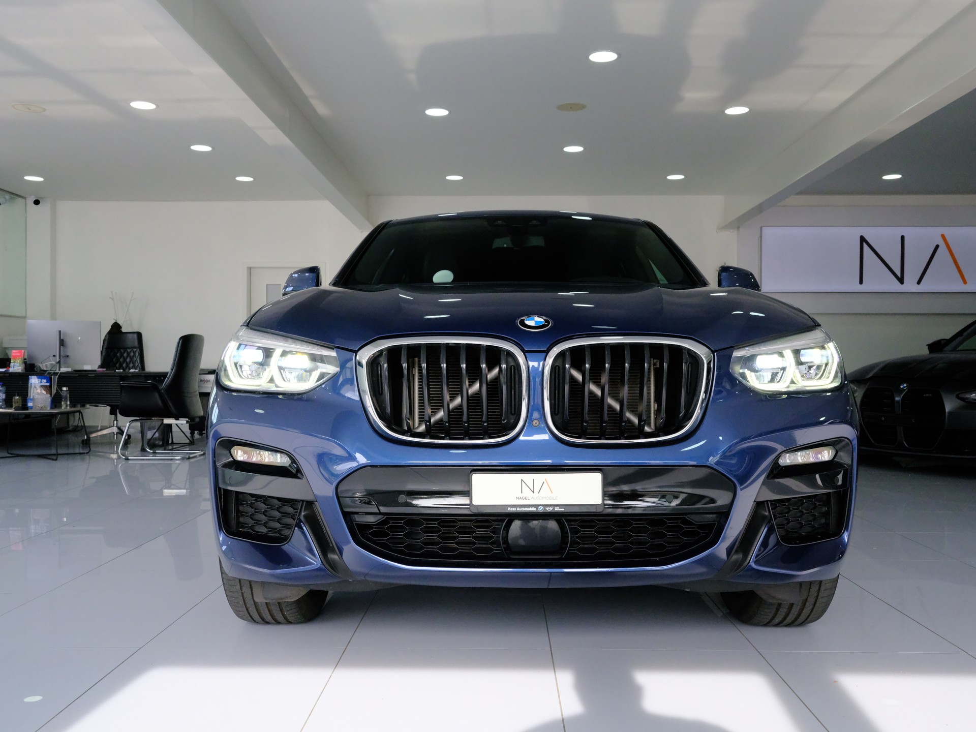 BMW X4 xDrive 20d M Sport Steptronic-showroom-element-2