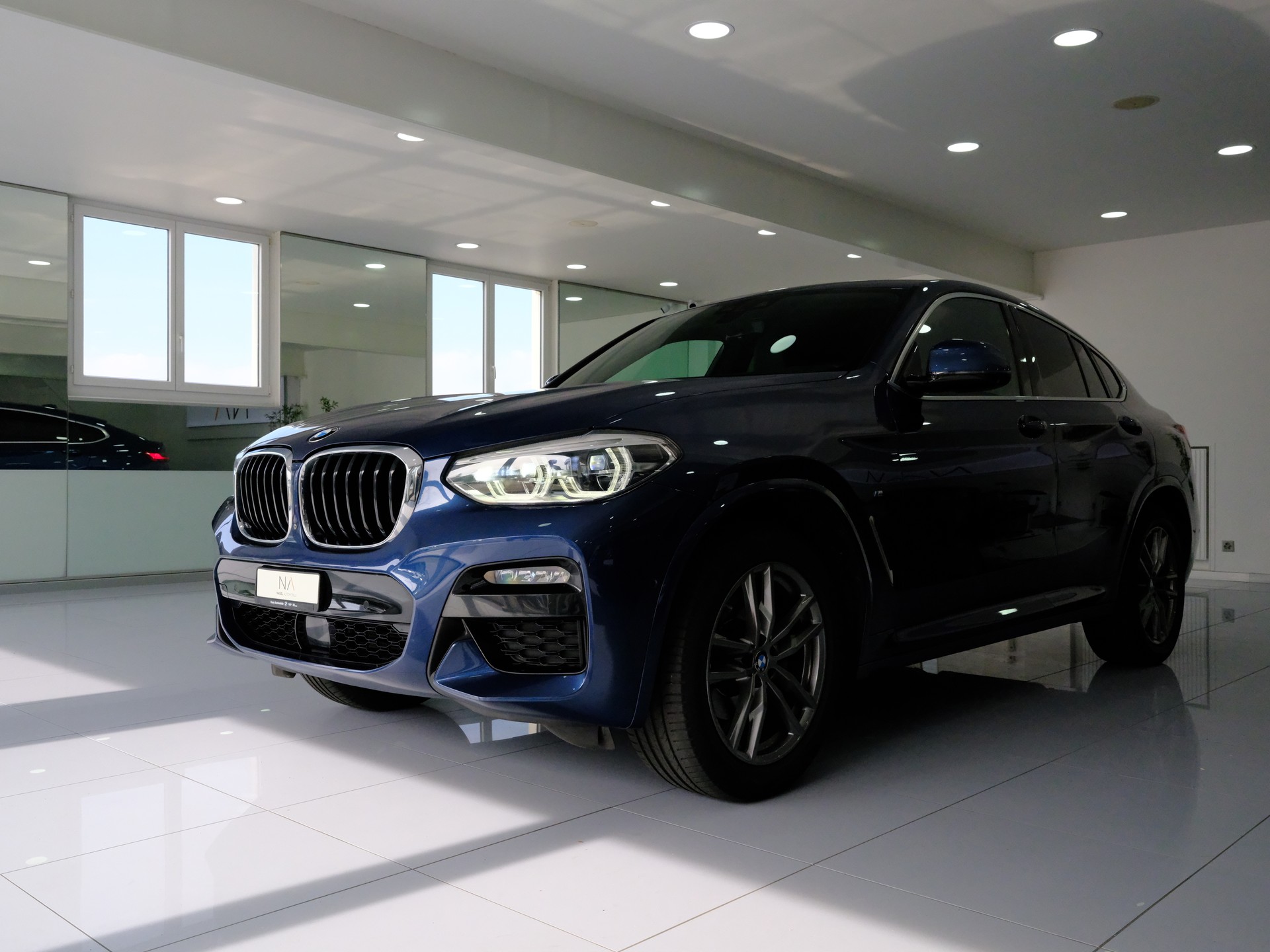 BMW X4 xDrive 20d M Sport Steptronic-showroom-element-3