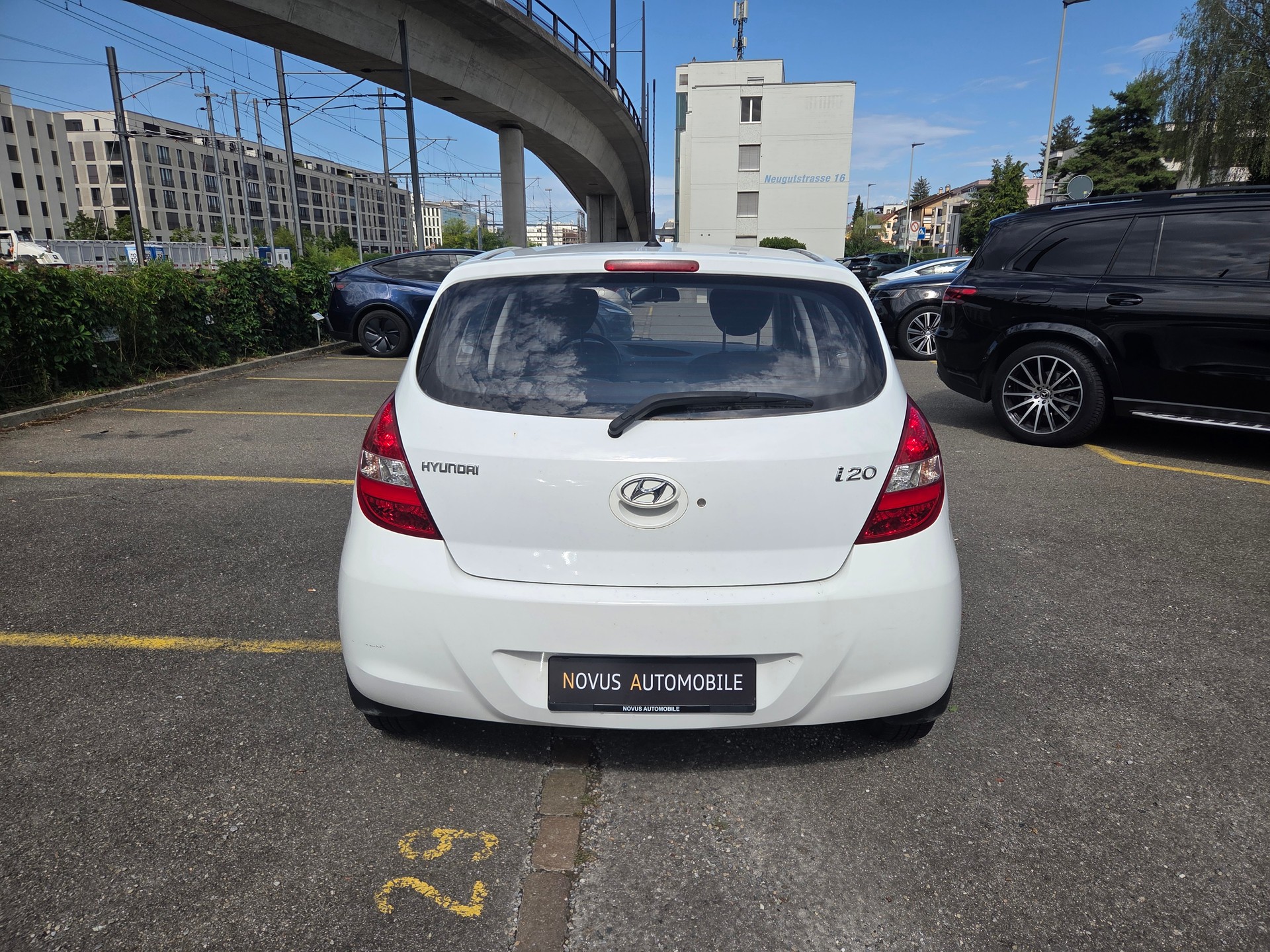 HYUNDAI i20 1.2 Comfort-showroom-element-3