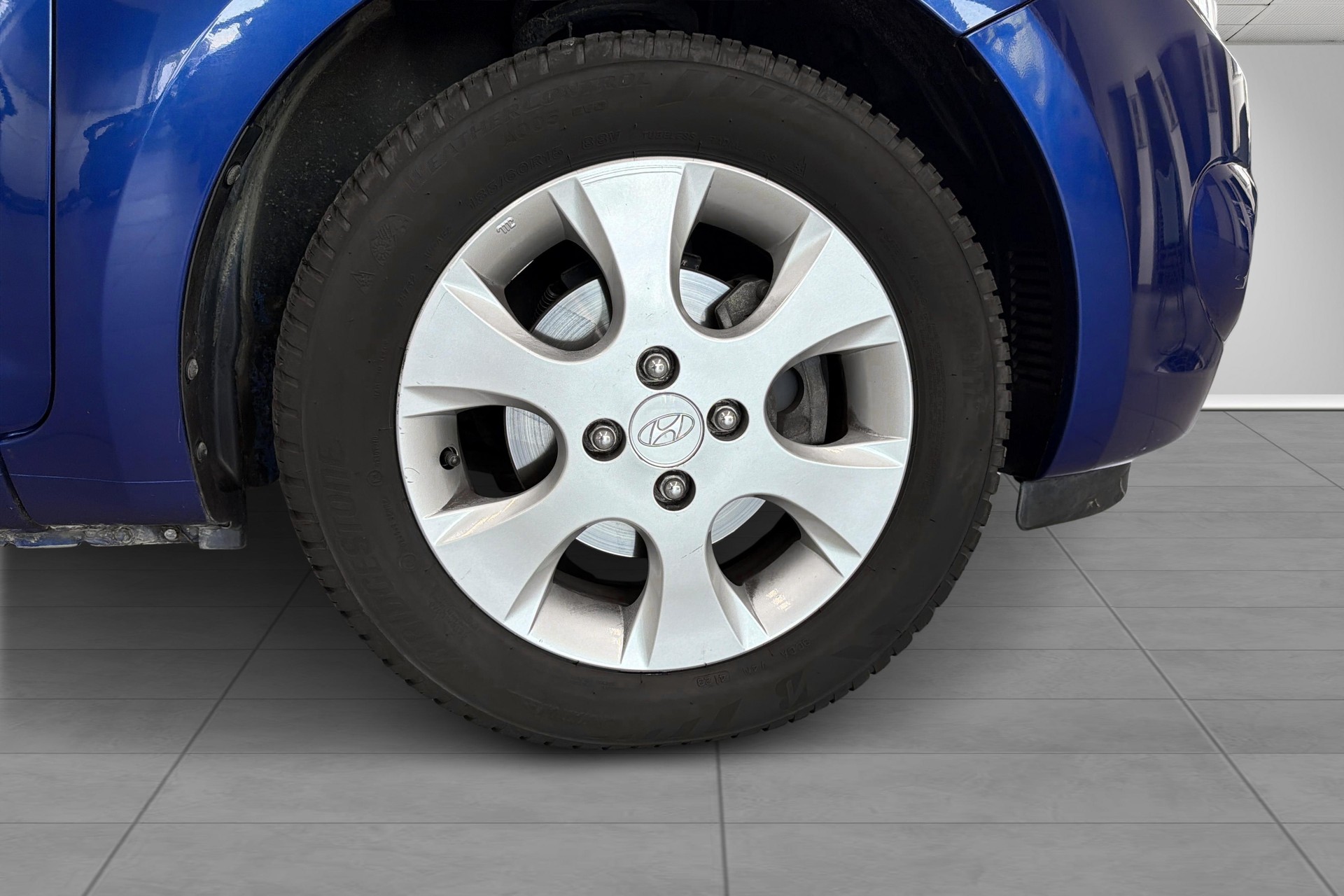 HYUNDAI i20 1.4 Style Automatic-showroom-element-3