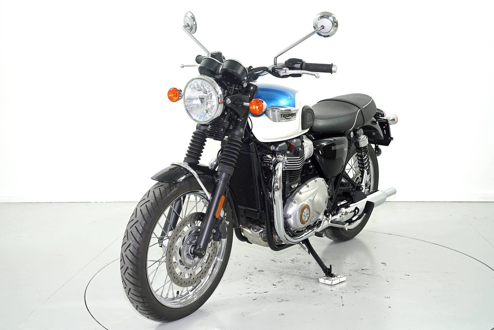 TRIUMPH Bonneville 900i T100 ABS-image-2