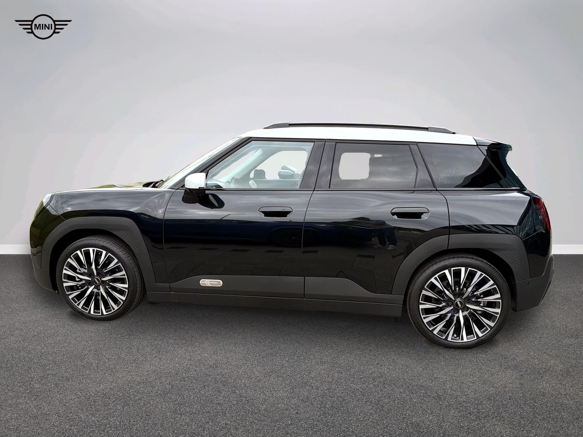 MINI Aceman SE-showroom-element-1