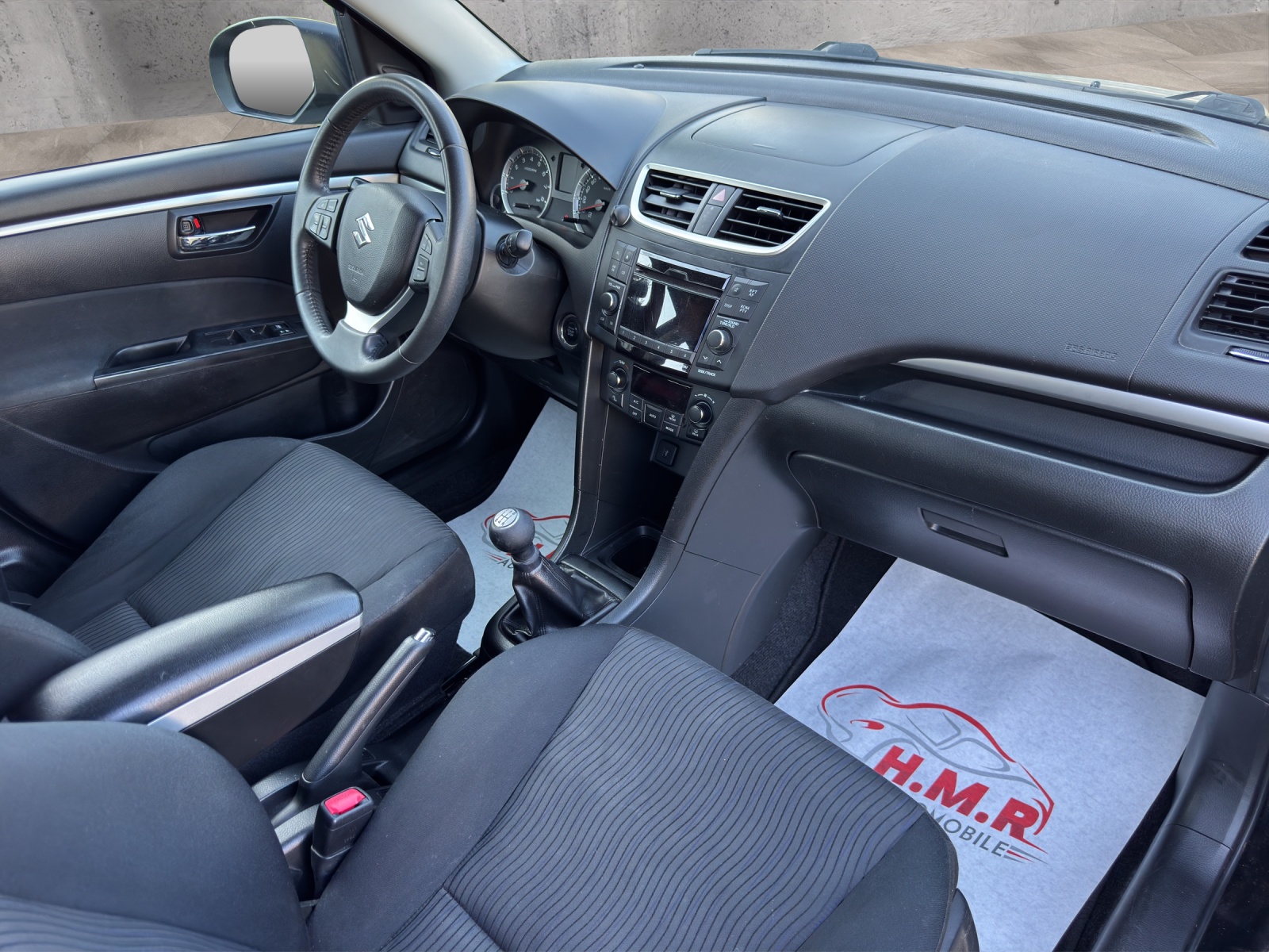 SUZUKI Swift 1.2i 16V GL 4x4-image-10