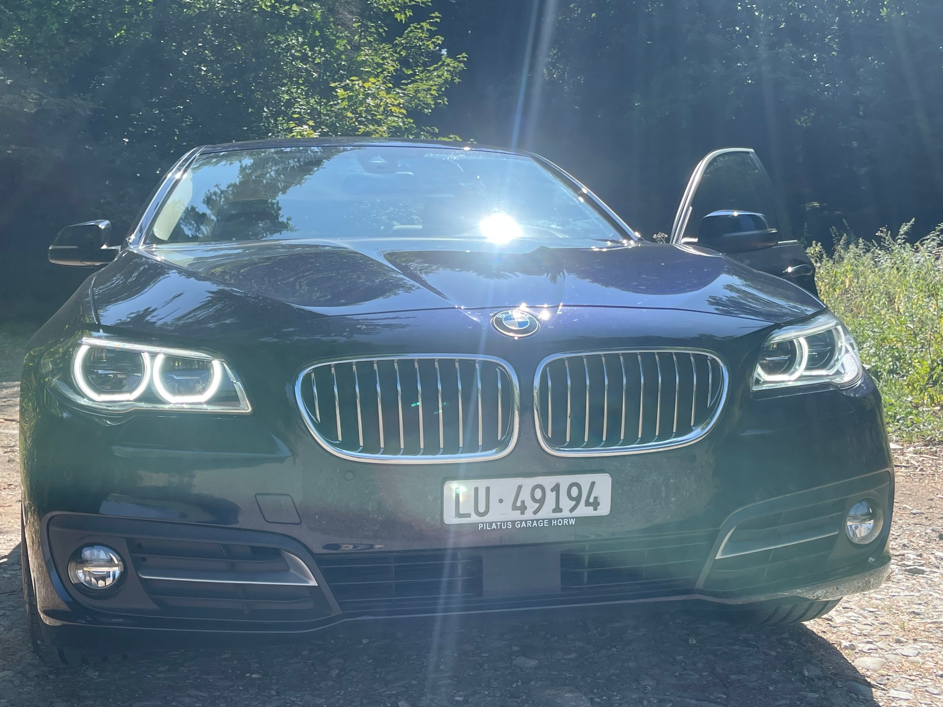 BMW 528i xDrive SAG-image-8